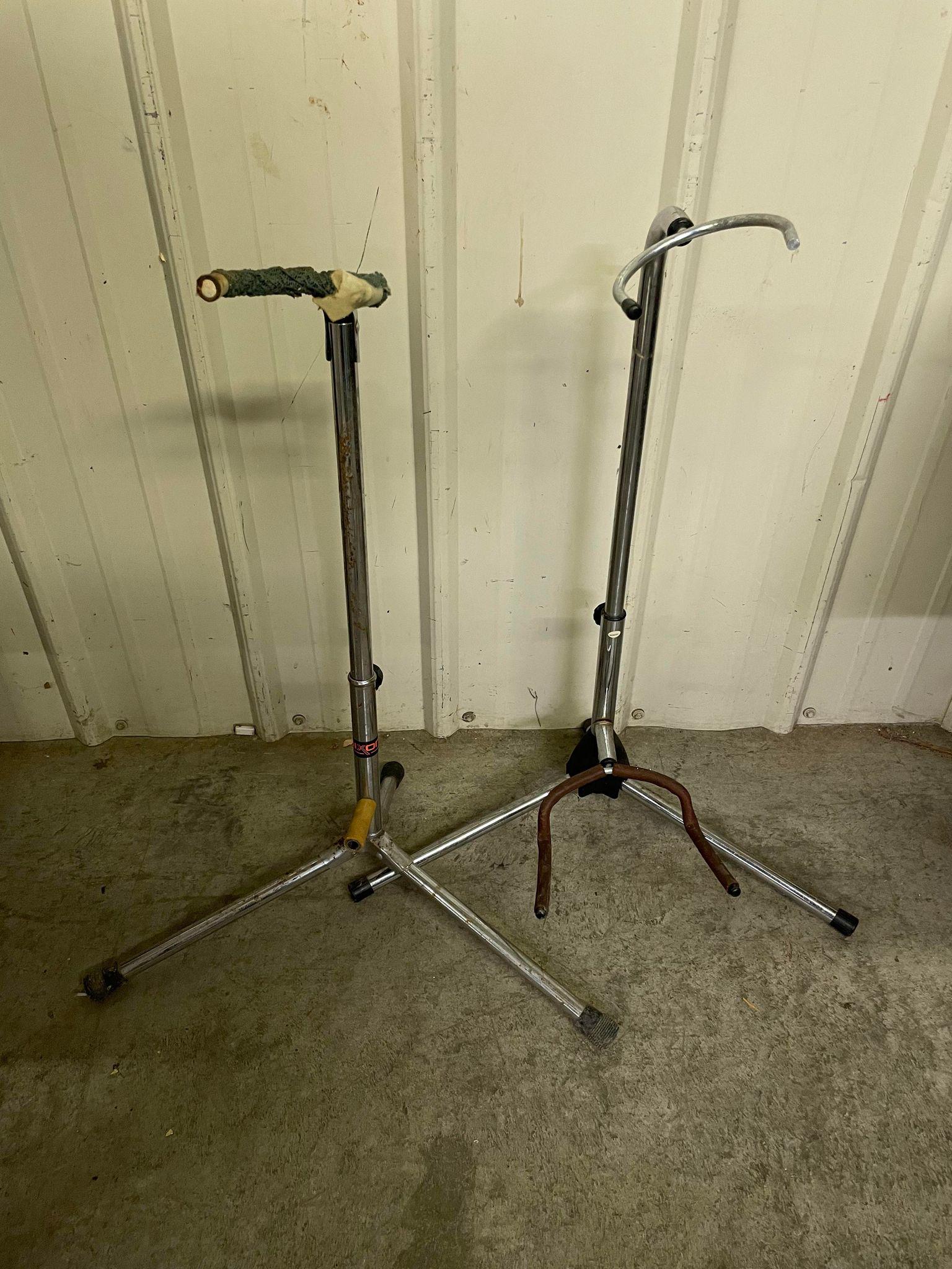 Instrument Holders: Instrument Holders