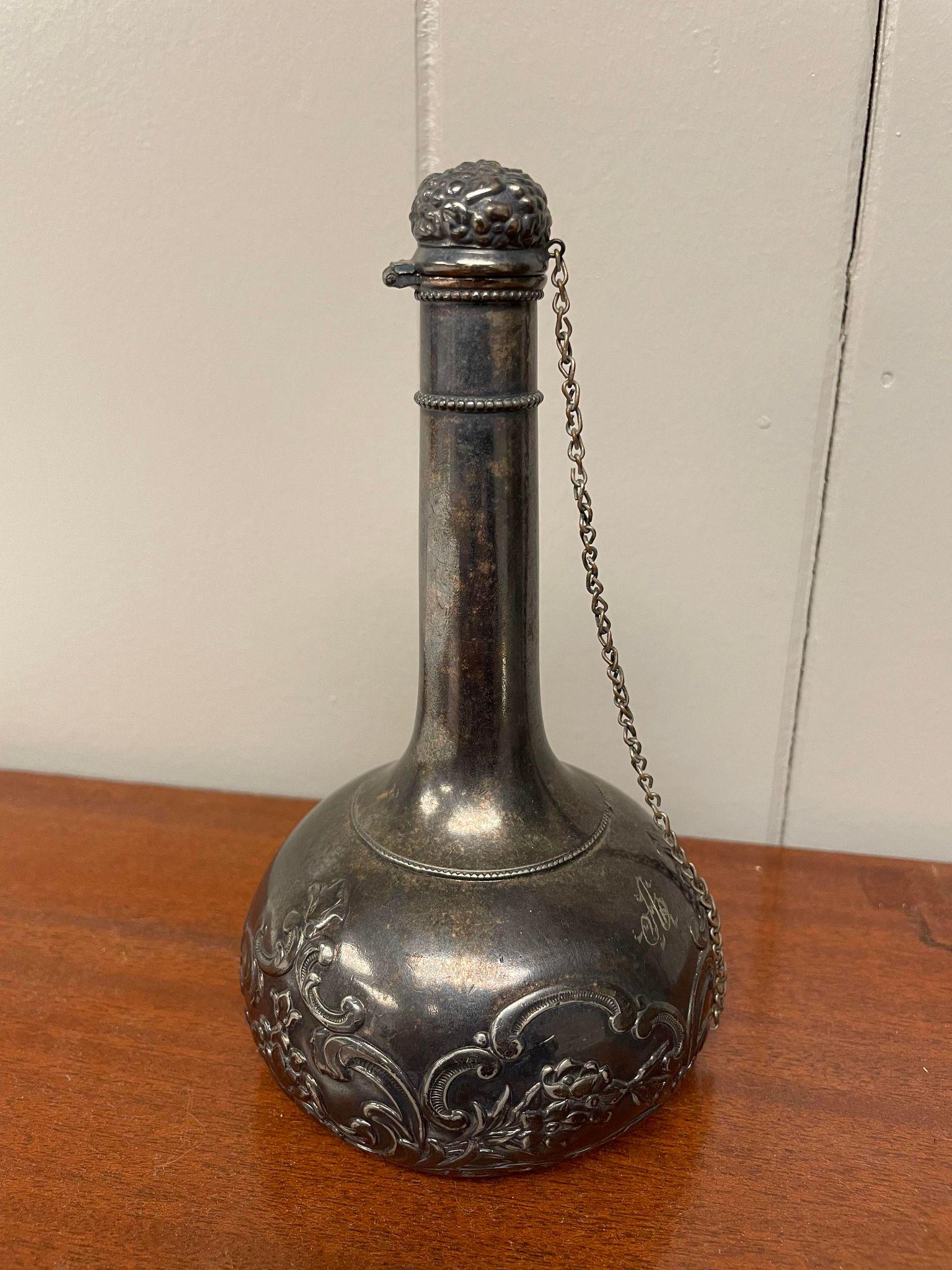 Silver Plate Scent Perfume Mens Cologne After Shave Bottle ~ Attached Lid Stop , Meriden, Conn.: Silver Plate Scent Perfume Mens Cologne After Shave Bottle ~ Attached Lid Stop , Meriden, Conn. Patent 3343