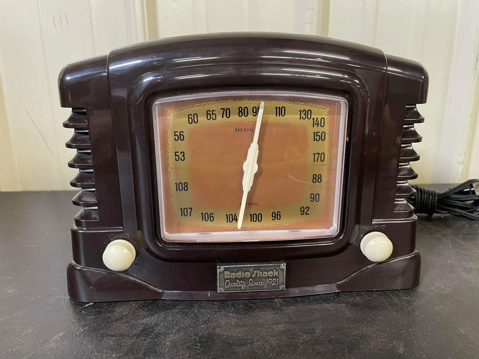 Radio Shack AM/FM Radio: Radio Shack AM/FM Radio