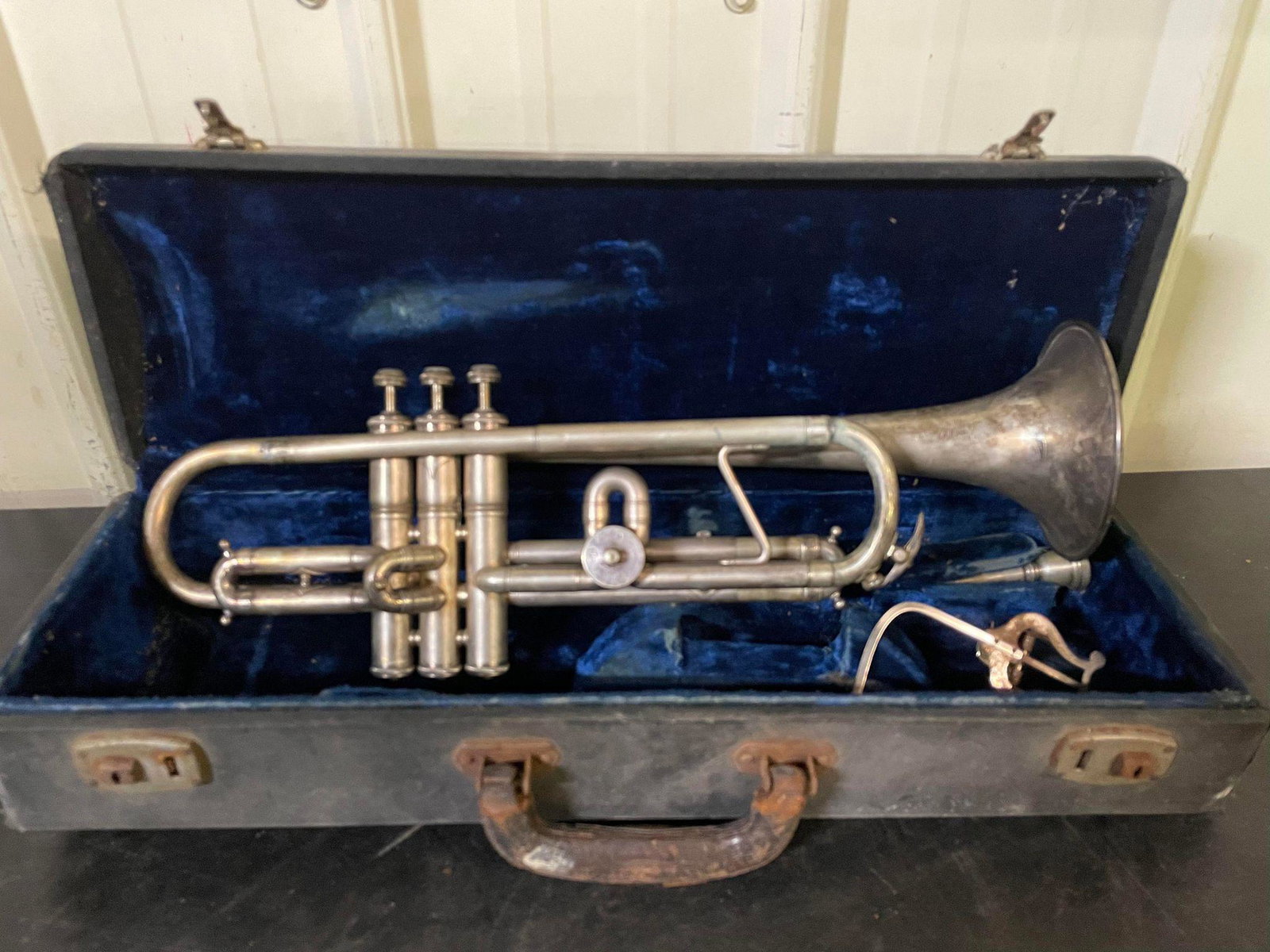 Vintage Trumpet in Case: Vintage Trumpet in Case