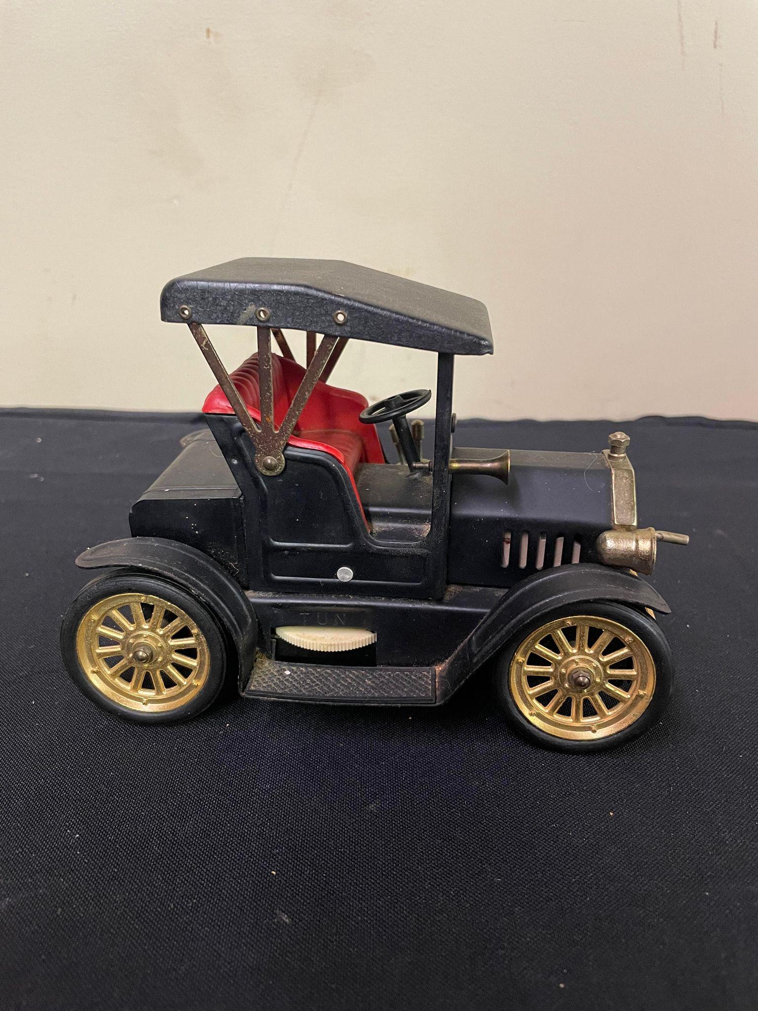 1971 Metal Model Car (1 of 3)