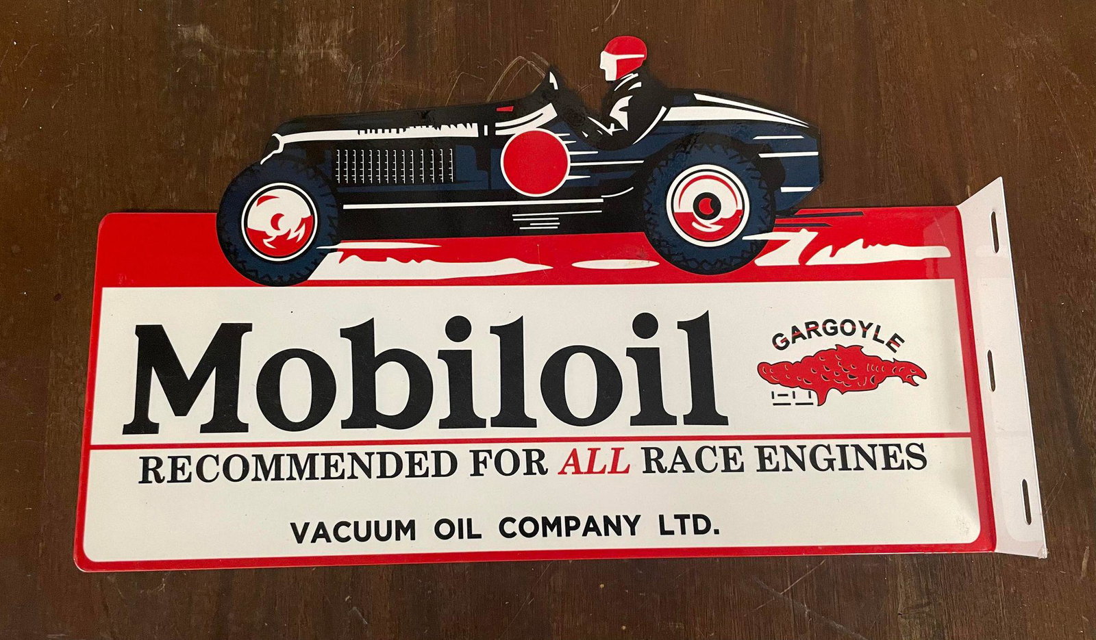 Mobiloil Flange Sign: Mobiloil Flange Sign