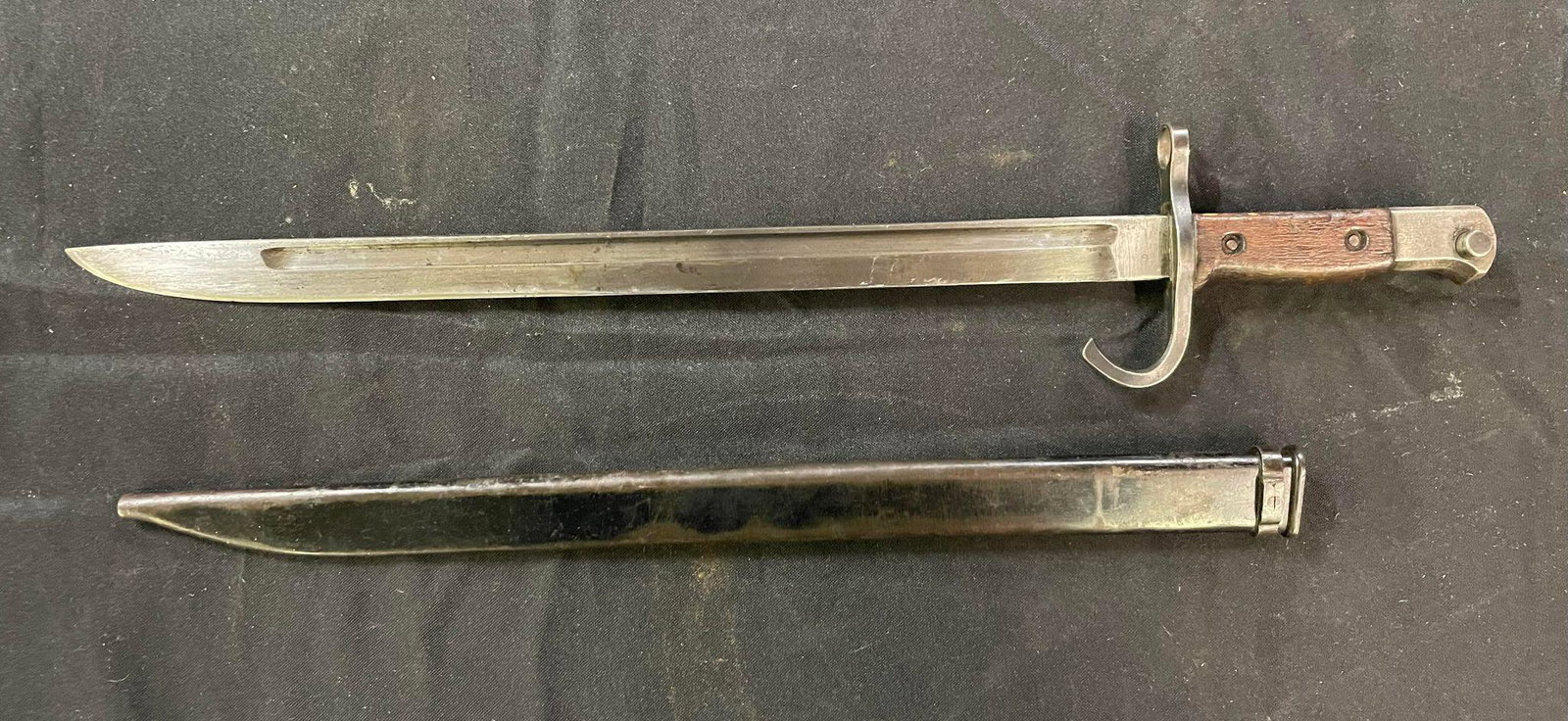 Antique Military Bayonet: Antique Military Bayonet