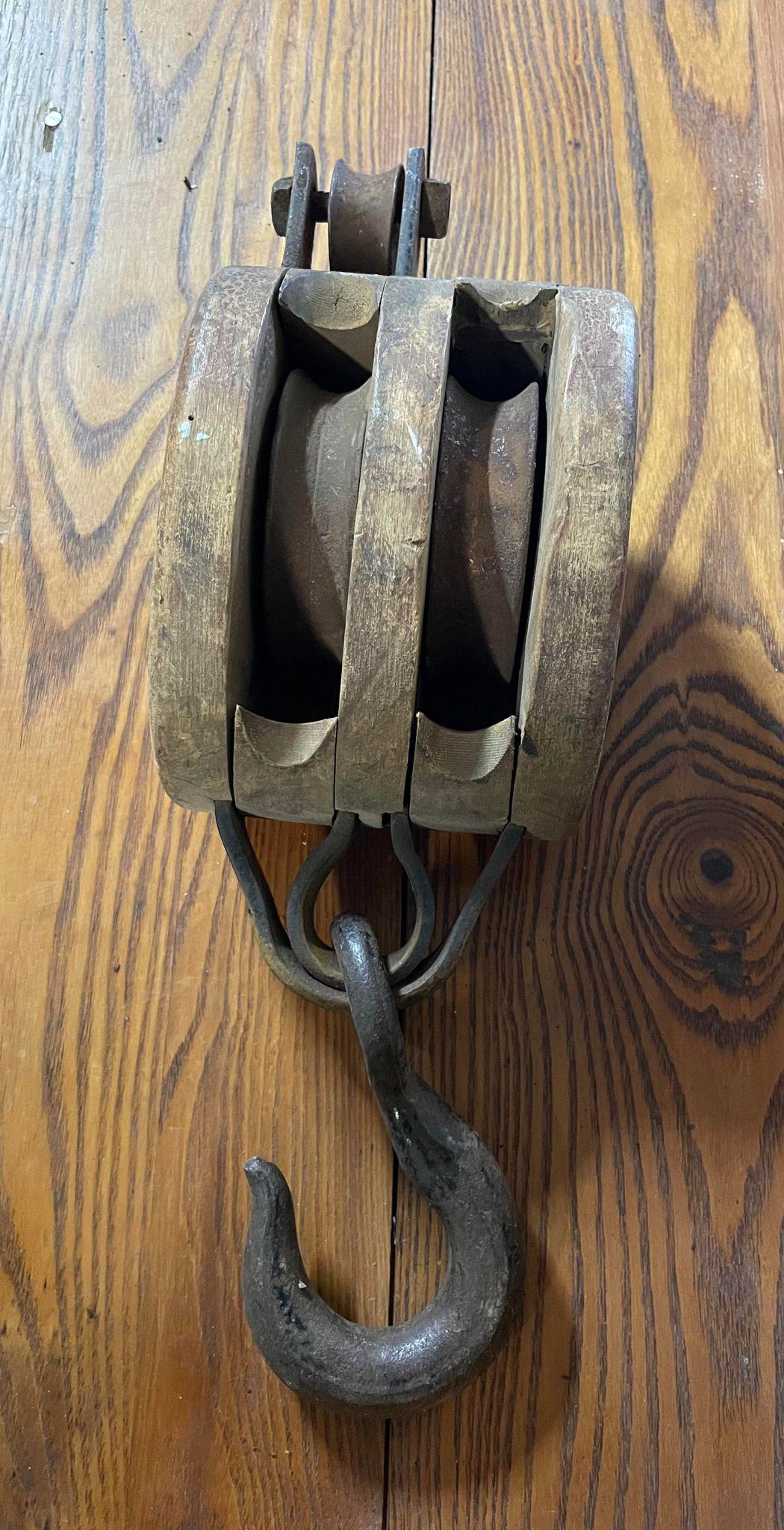 Vintage Wooden Block and Tackle Double Pulley (1 of 1)