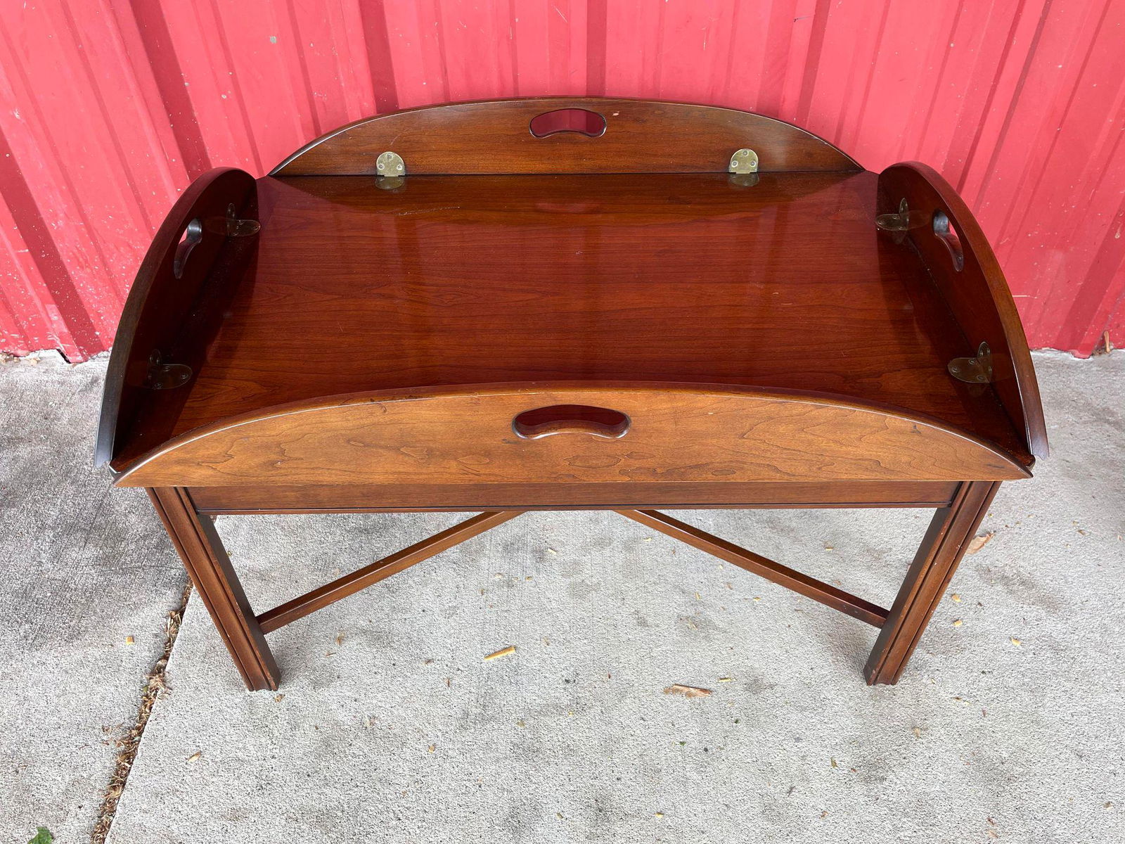 Mahogany Butlers Tray Coffee Table: Mahogany Butlers Tray Coffee Table