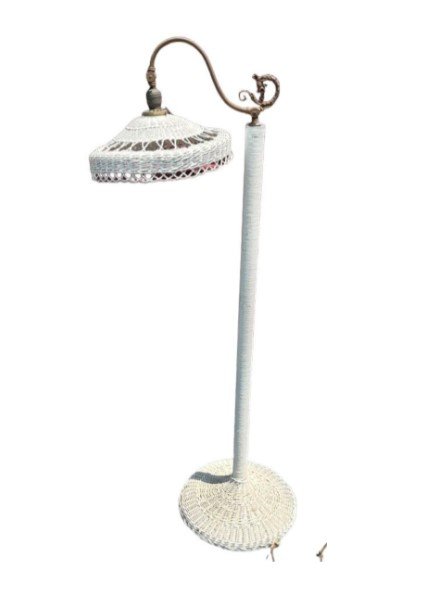 Wicker Floor Lamp: Wicker Floor Lamp