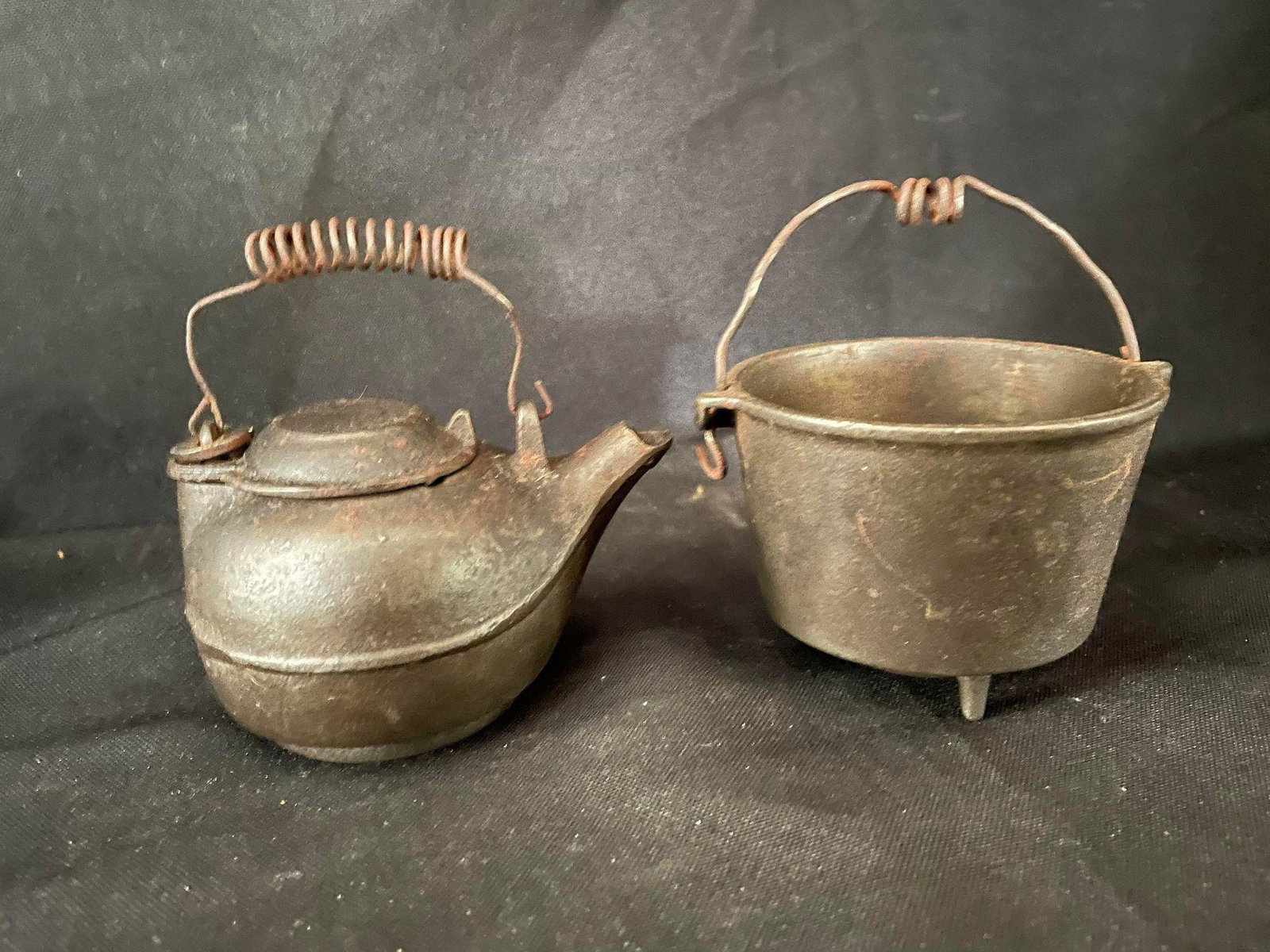 Cast Iron Kettle and Pot: Cast Iron Kettle and Pot