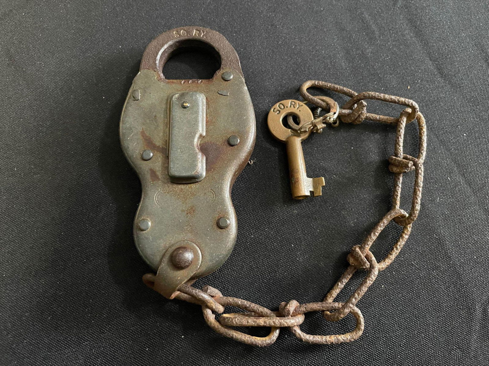 Vintage Lock and Key w/ Chain (1 of 2)