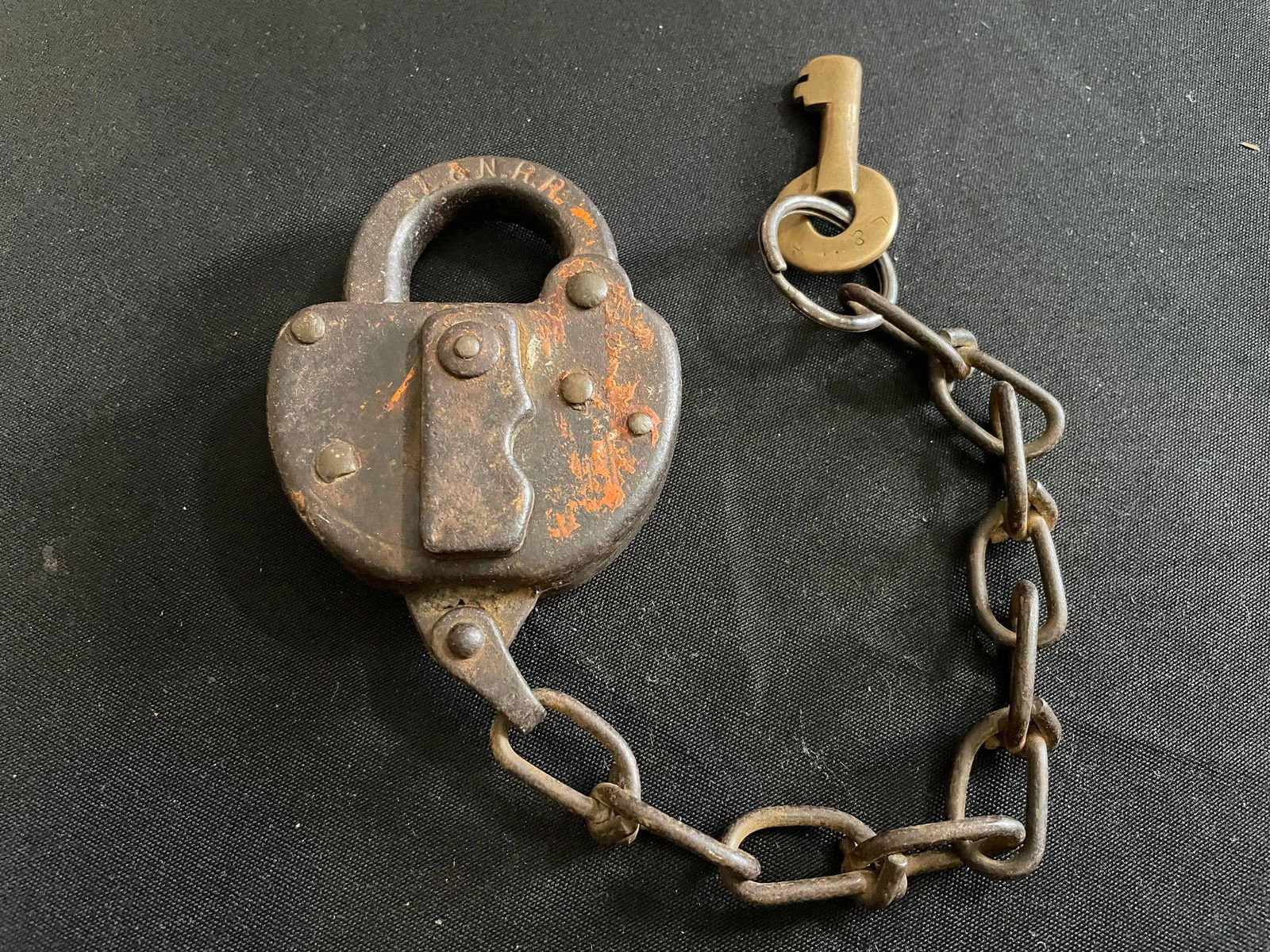 Vintage Lock and Key (1 of 2)