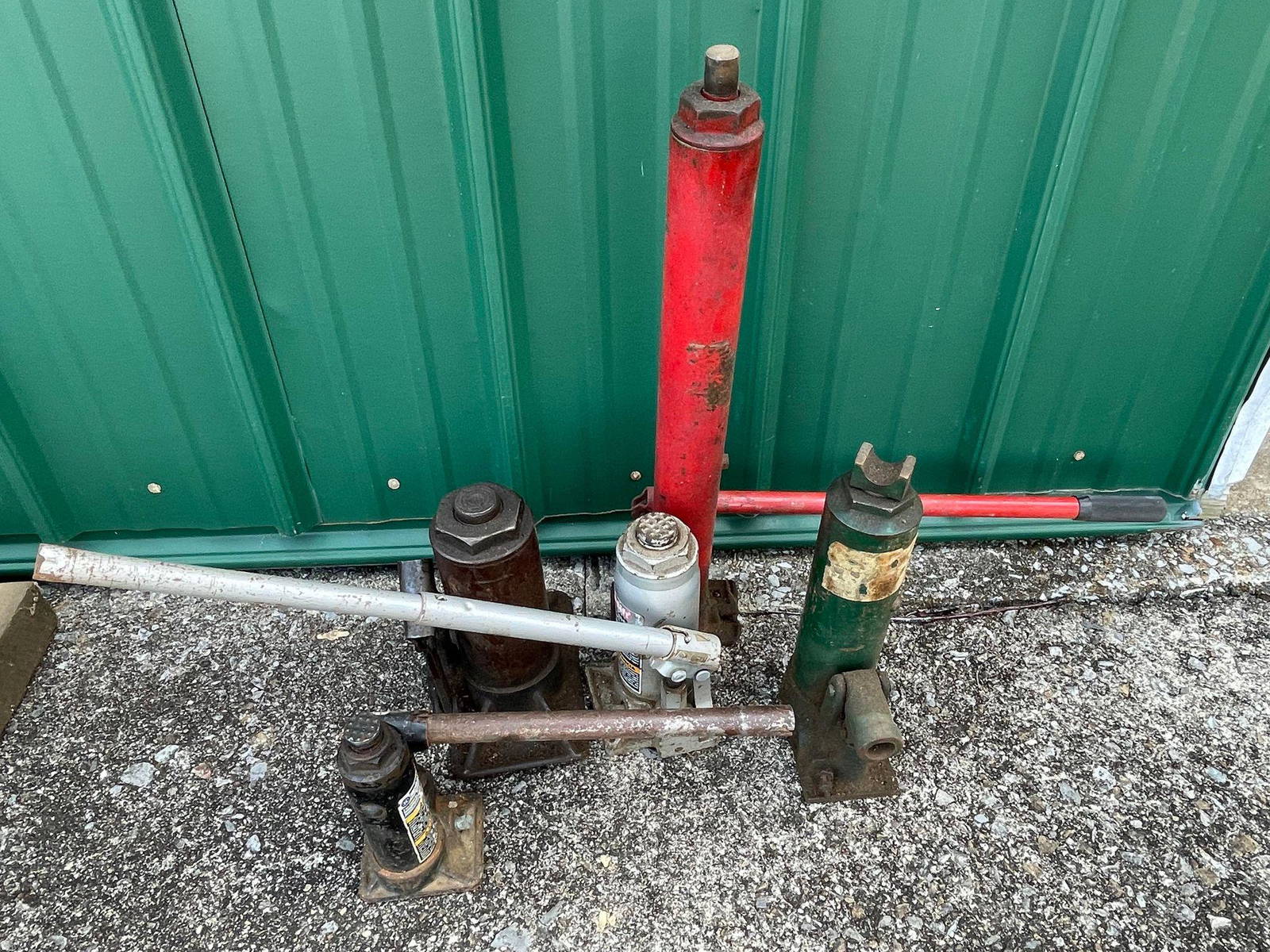 Hydraulic Jacks Auction