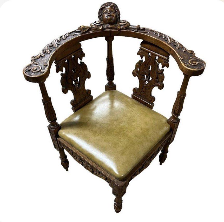 Victorian Style Highly Carved Corner Chair 33"T / 25"W / 28"D (1 of 3)