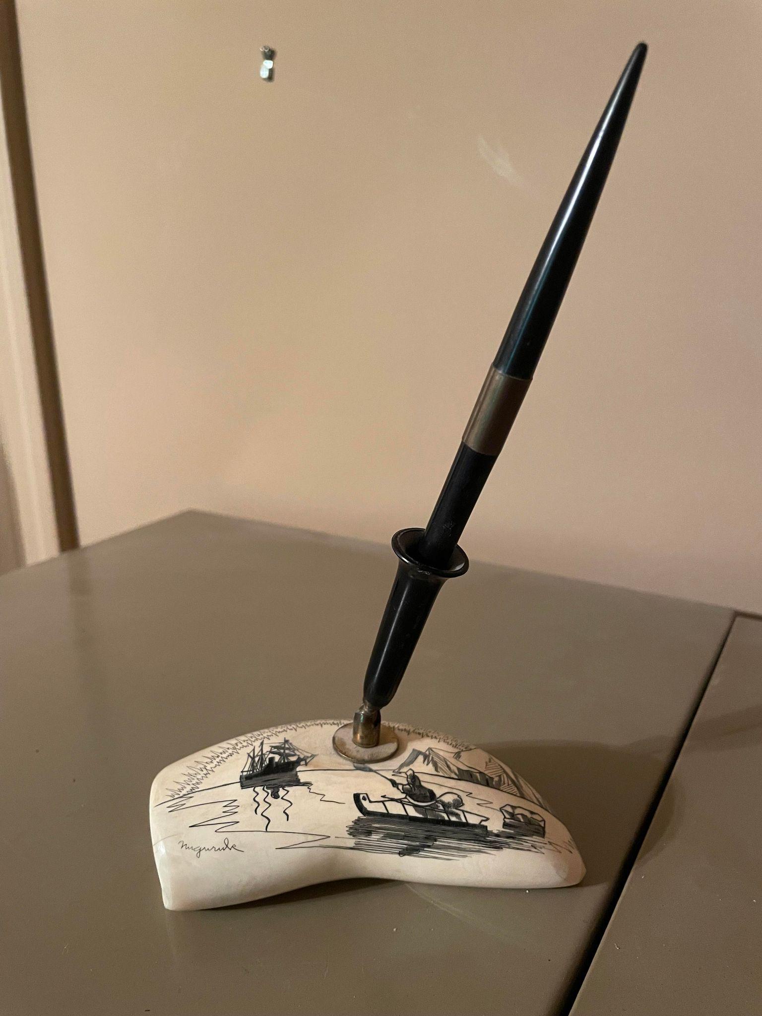 Oriental Fountain Pen Holder: Oriental Fountain Pen Holder