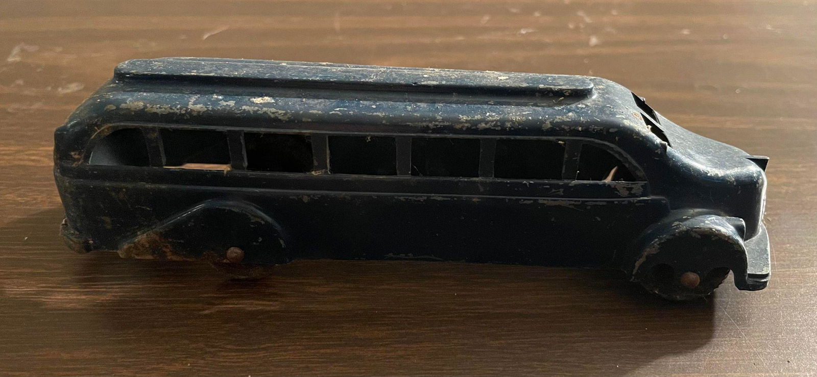 1940s Vintage Diecast Metal Blue Painted Toy Bus by Metal Masters Co. (1 of 4)