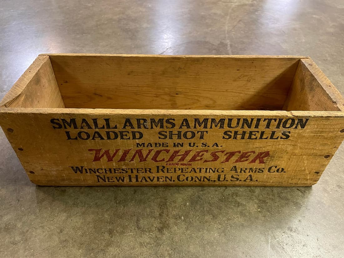 Winchester Small Arms Ammunition Loaded Shot Shells Crate: Winchester Small Arms Ammunition Loaded Shot Shells Crate