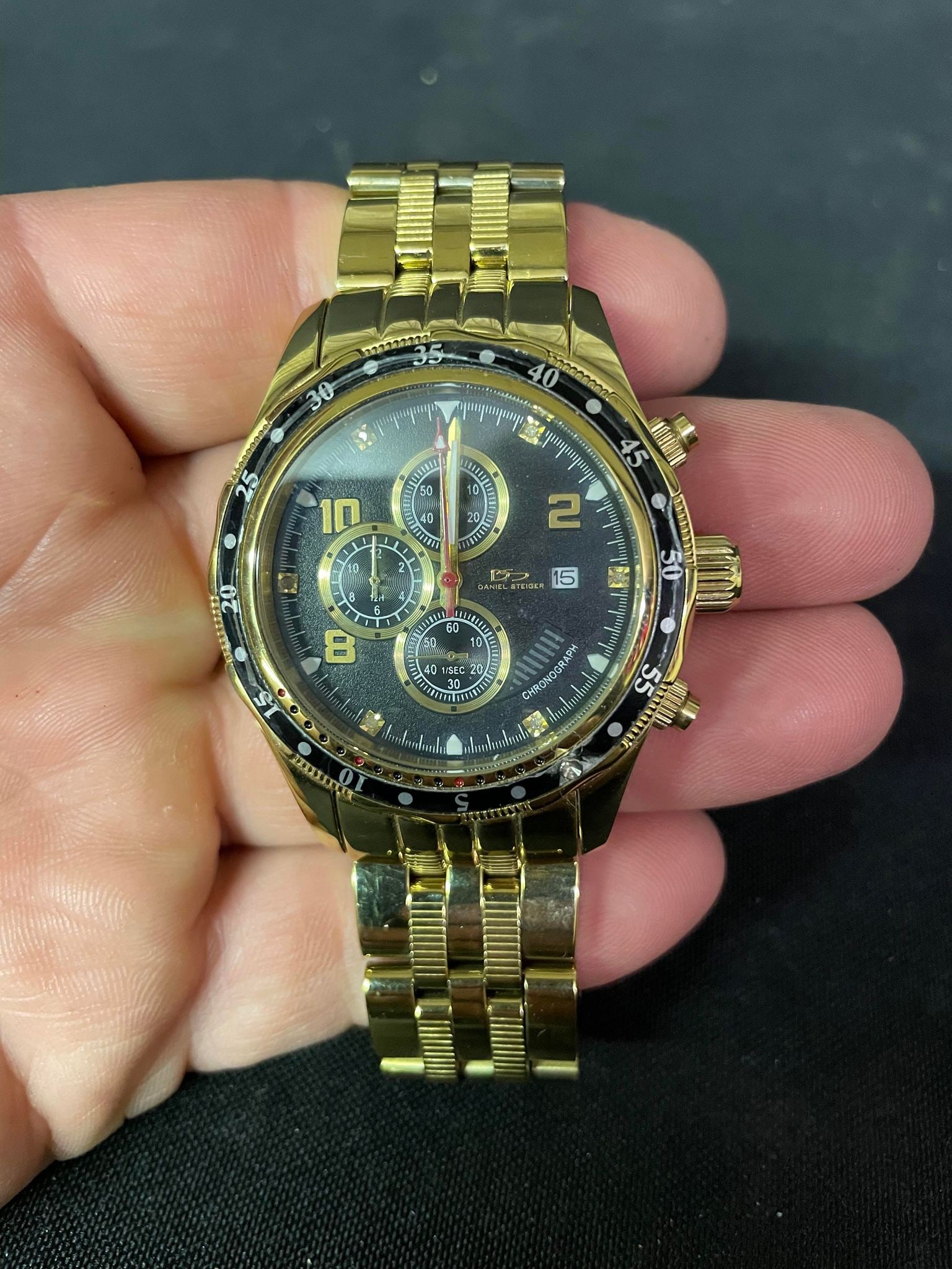 Daniel Steiger Wrist Watch with Calendar: Daniel Steiger Wrist Watch with Calendar