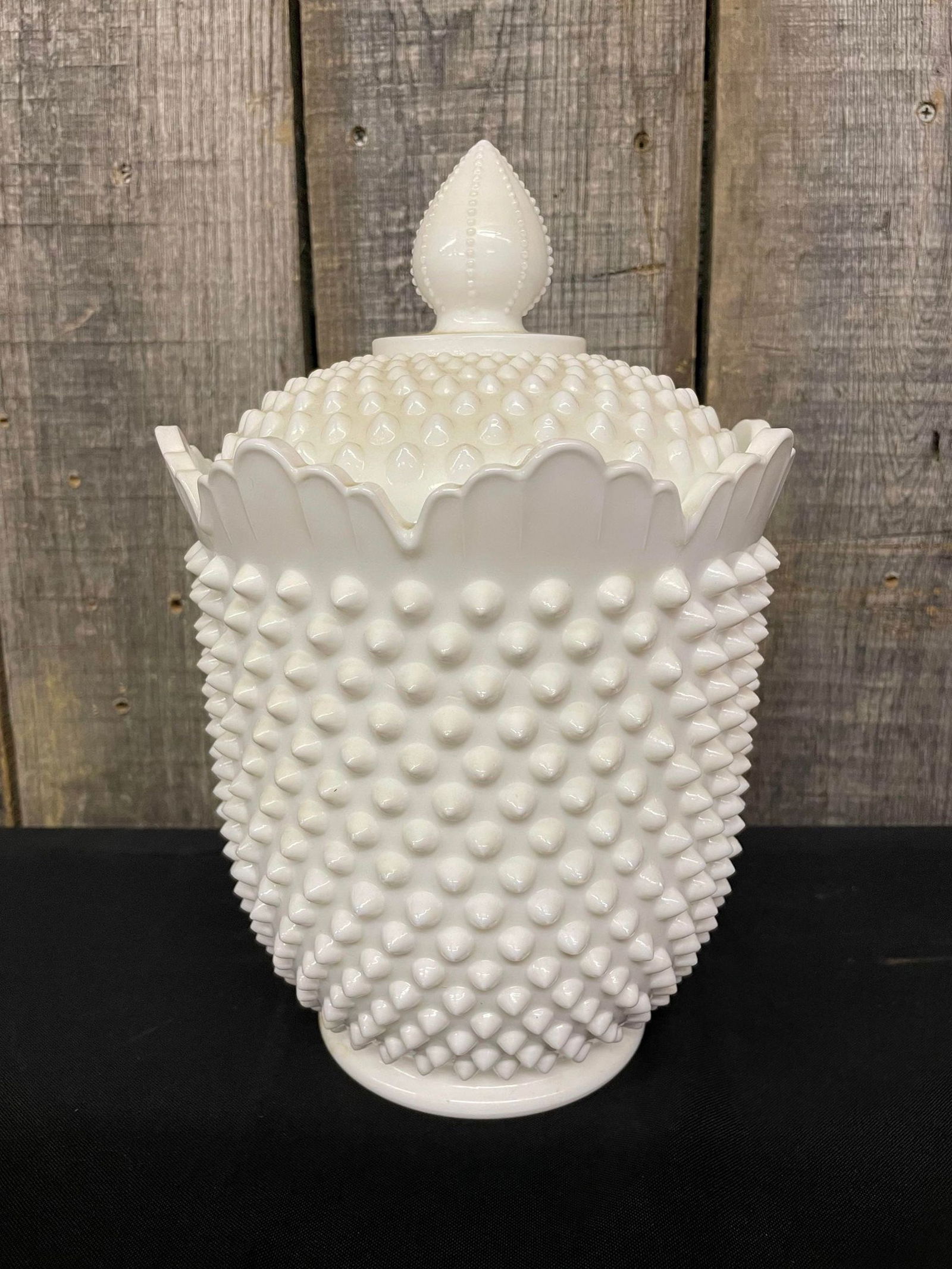 Fenton Milk Glass Cookie Jar: Fenton Milk Glass Cookie Jar