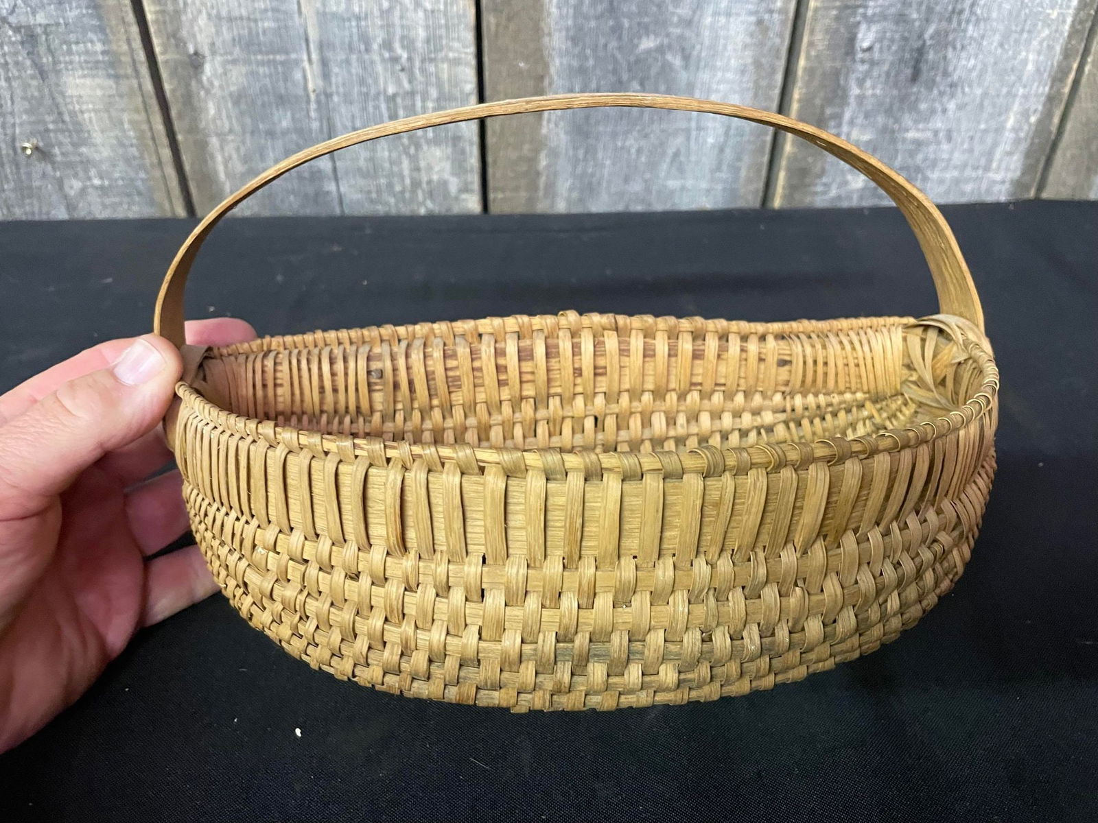 Small Hand Woven Basket (1 of 1)