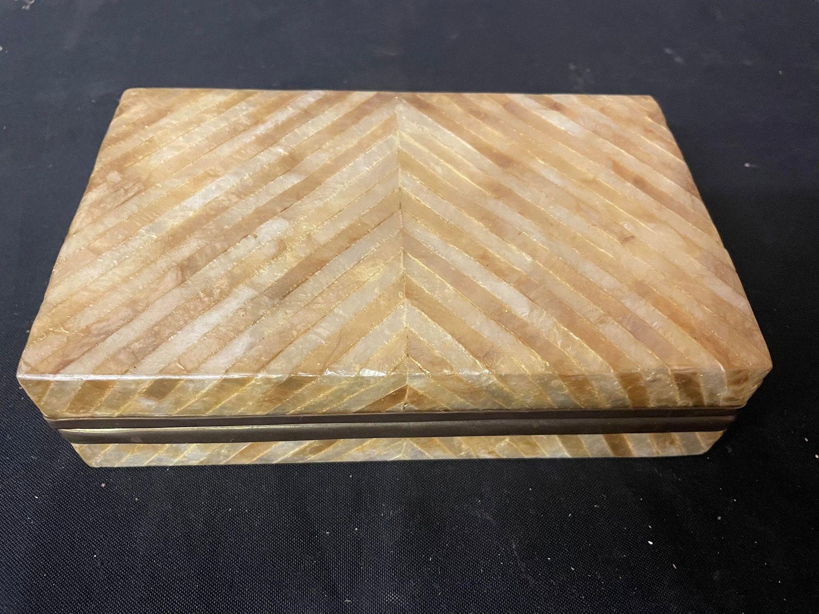 Ivory Trinket Box: Ivory Trinket Box