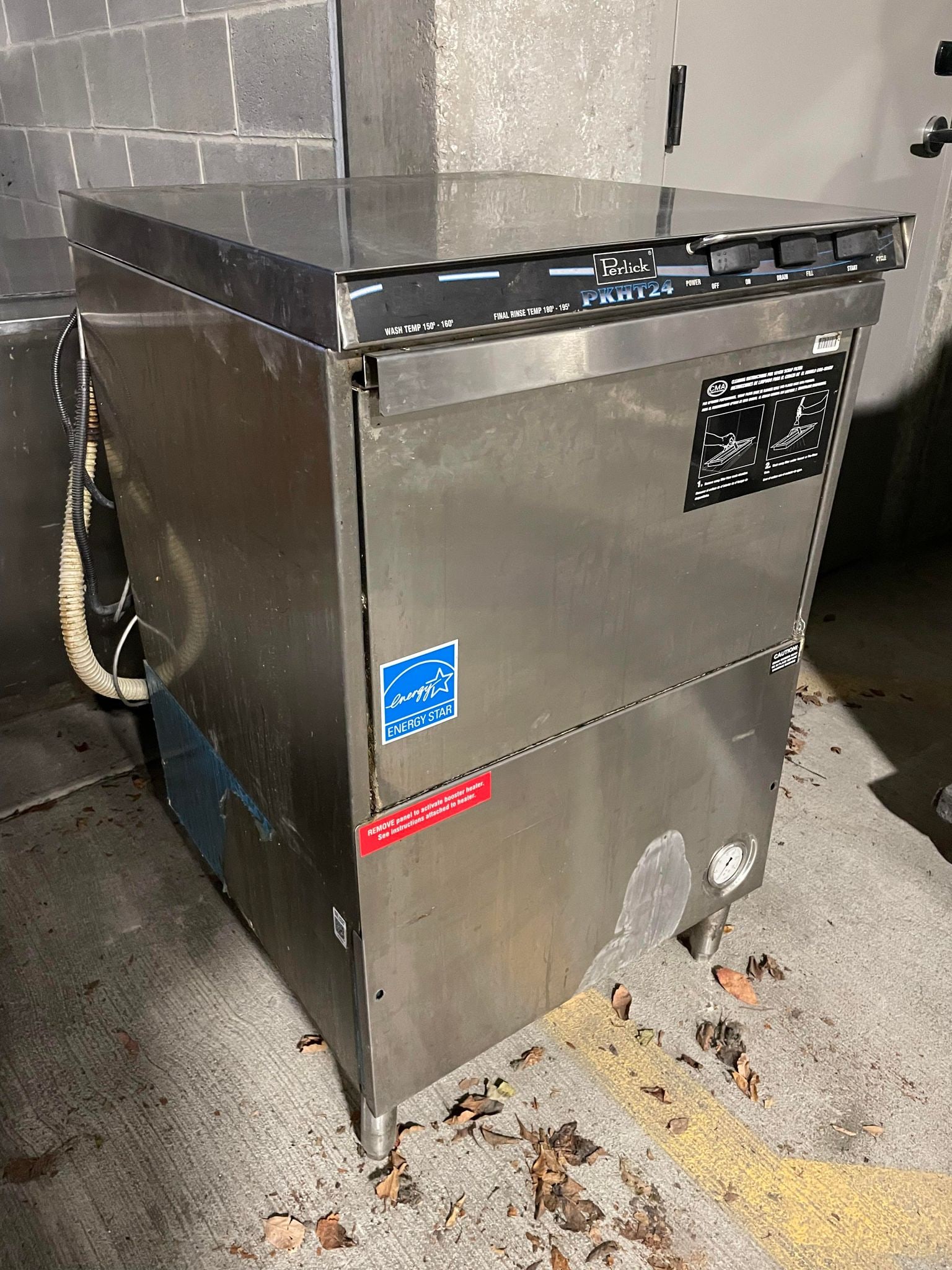 Perlick PKHT24 Stainless Steel Commercial Dishwasher (1 of 5)