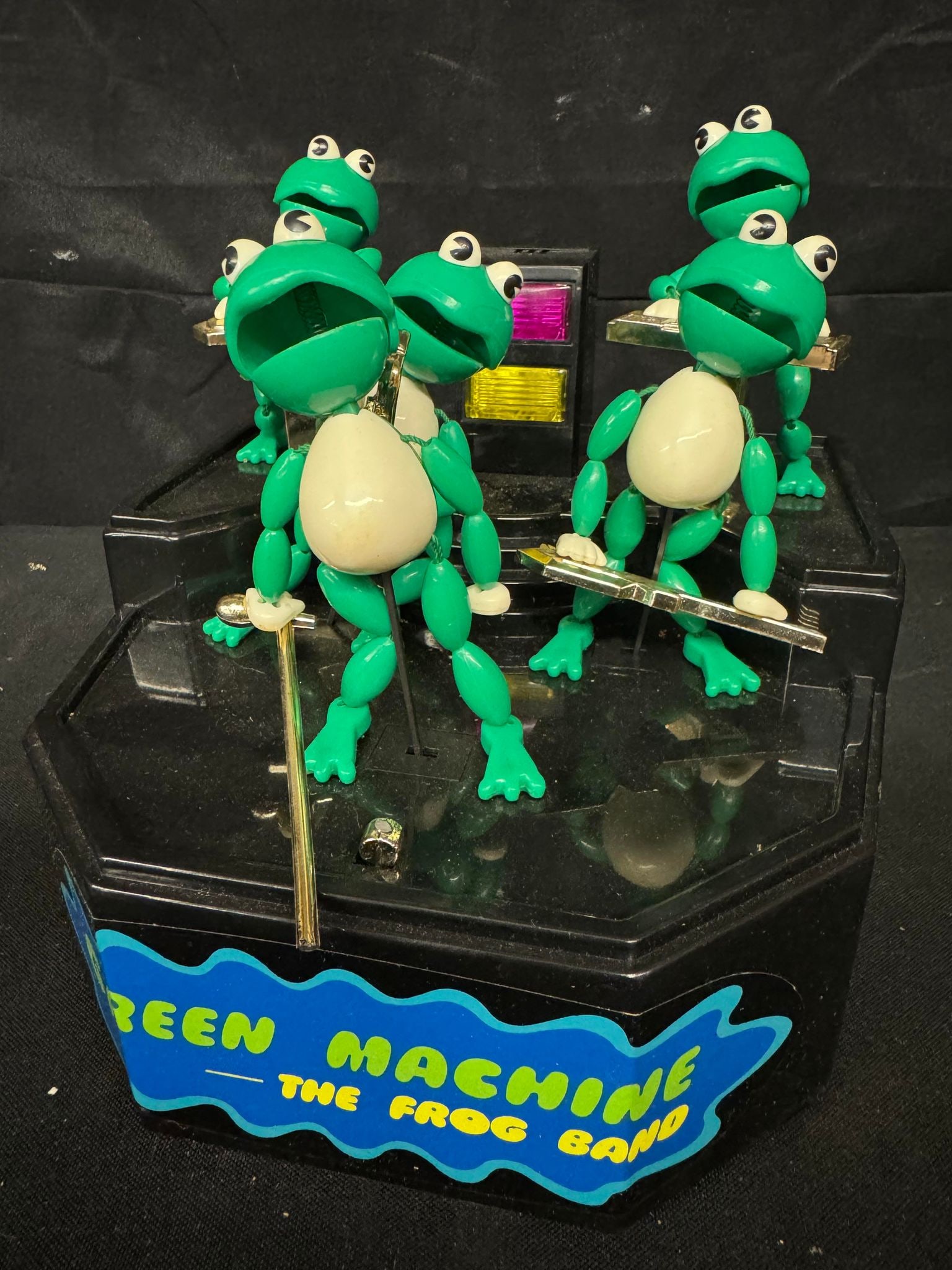 Green Machine - The Frog Band (1 of 3)
