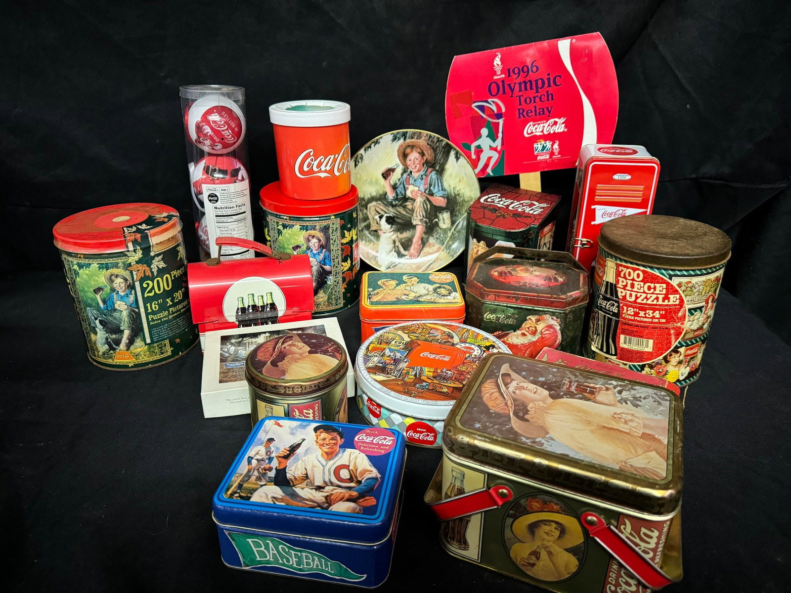 Coca-Cola Collectibles: Coca-Cola Collectibles