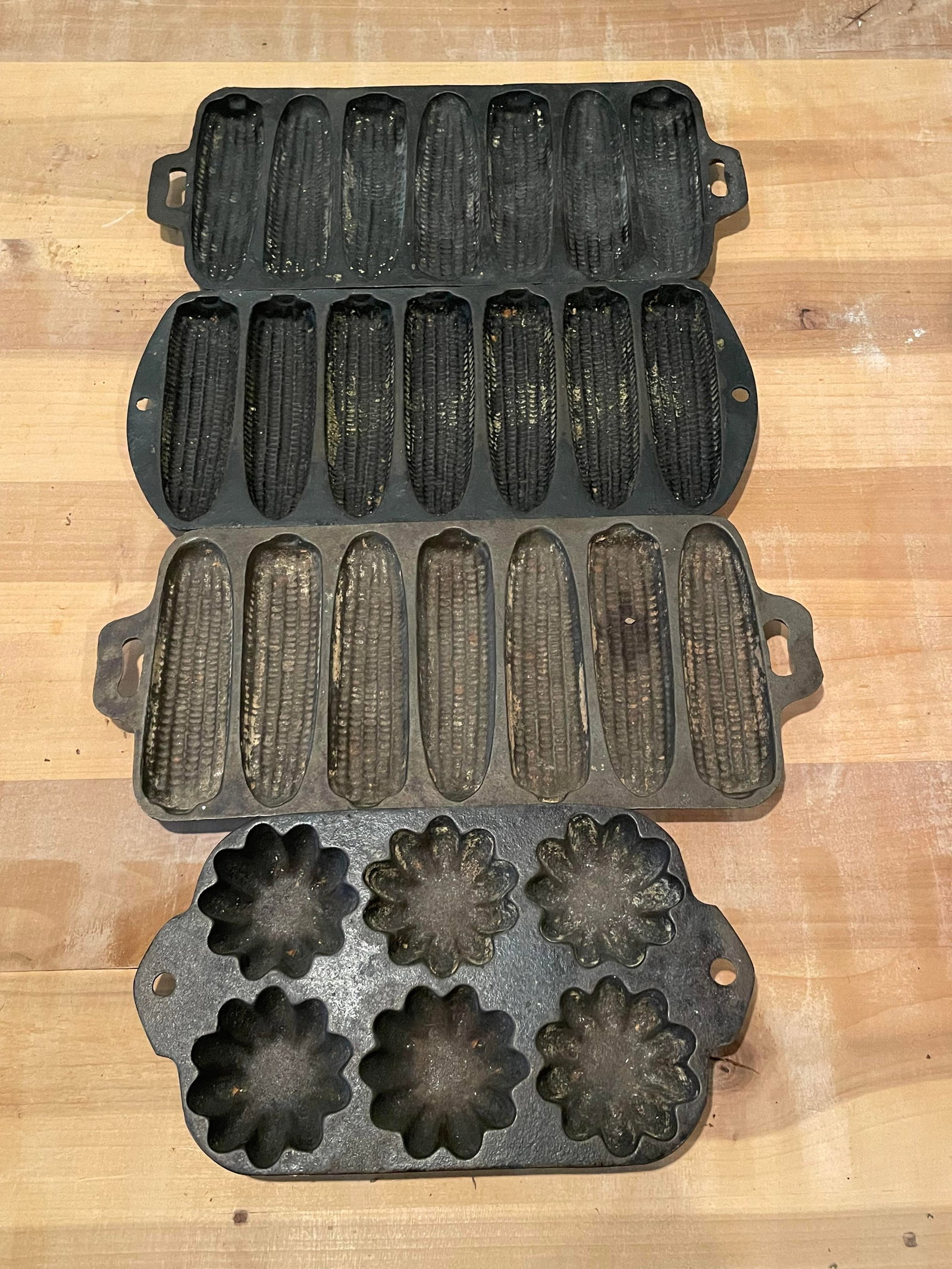 Collection of Cast Iron Corn Bread Molds: Collection of Cast Iron Corn Bread Molds