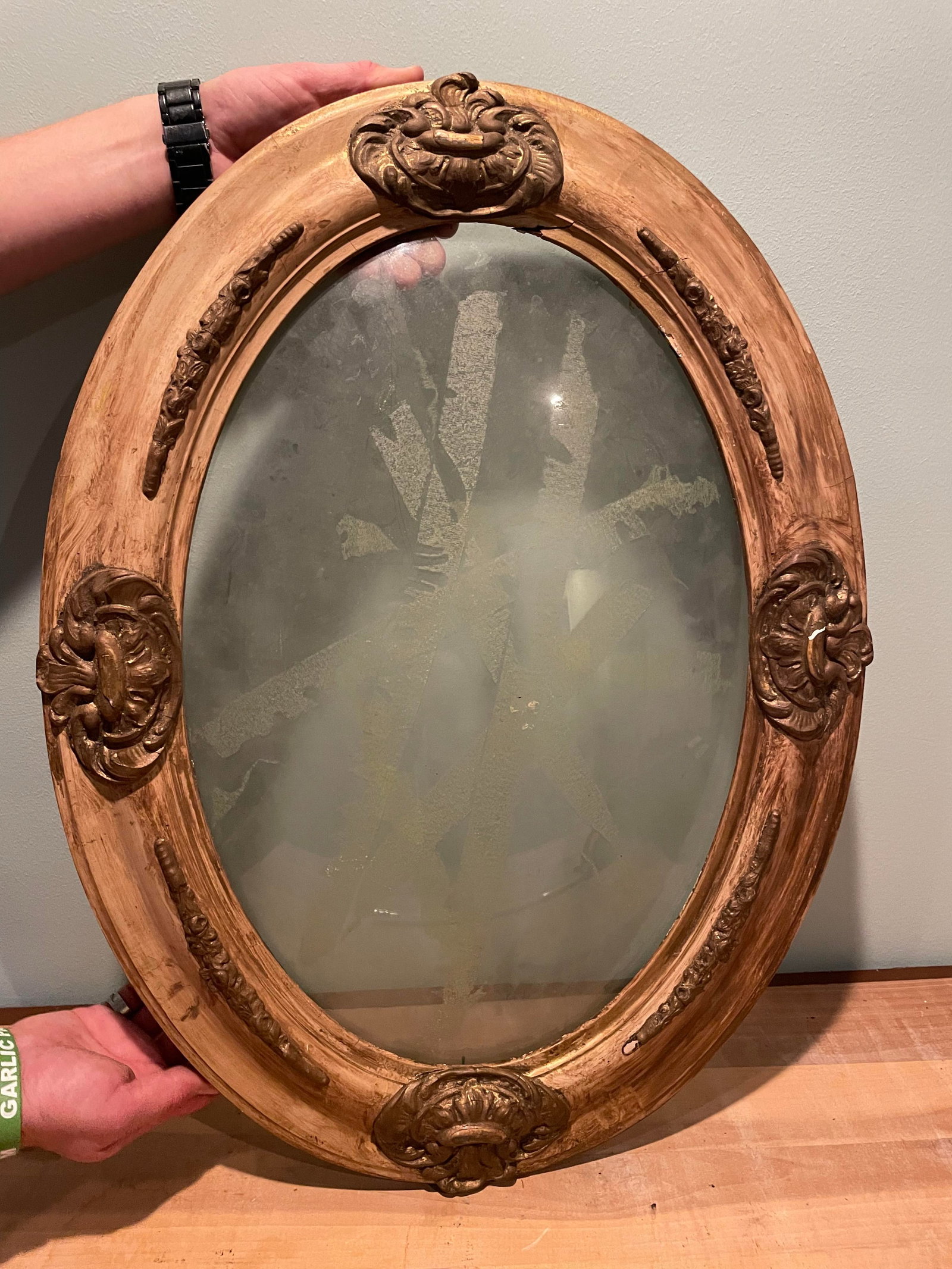 Antique Picture Frame w/ Bubbled Glass: Antique Picture Frame w/ Bubbled Glass