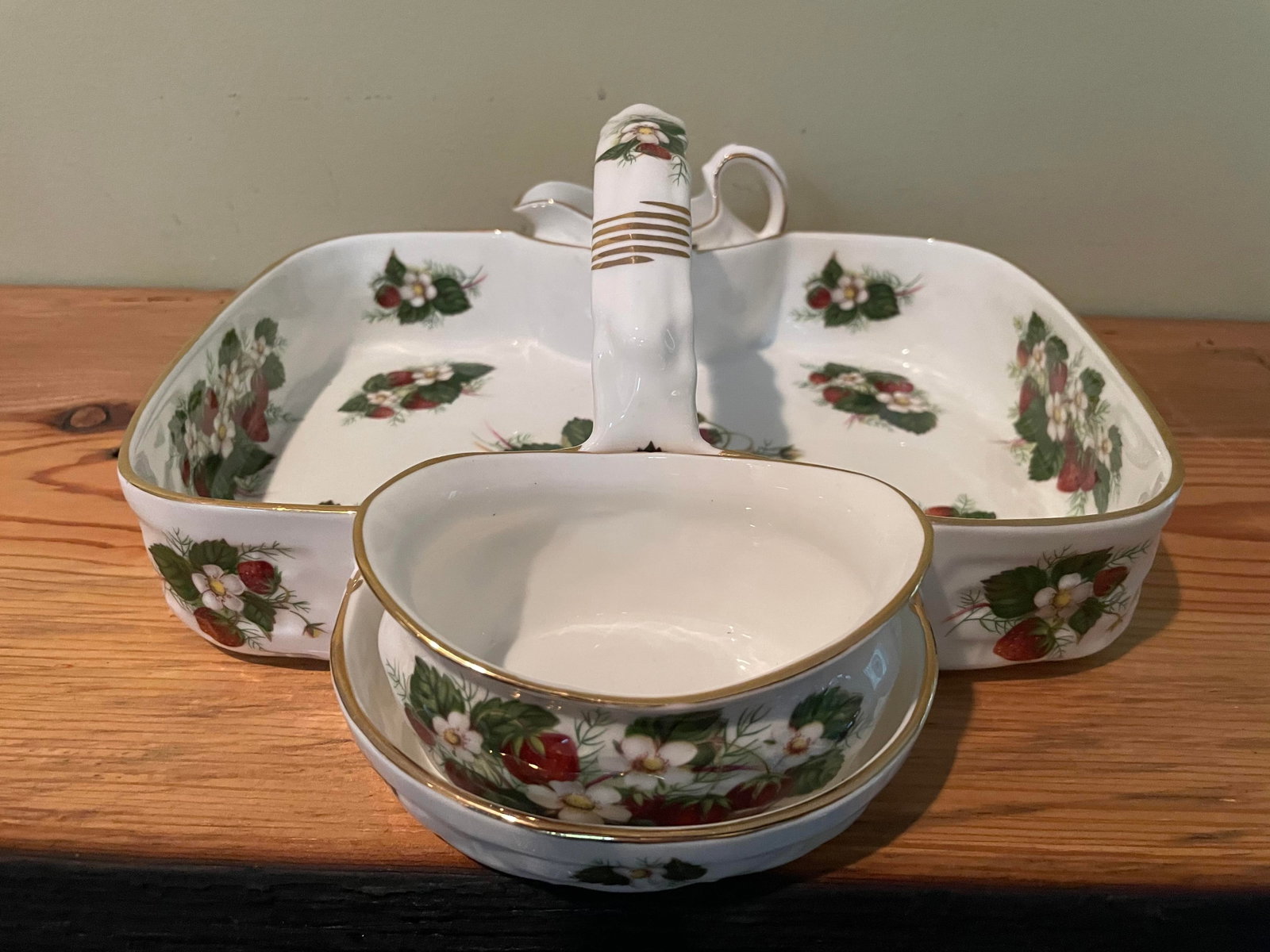 Bone China Tea Cart w/ Creamer and Sugar "Strawberry Ripe" Hammersley & Co. , Made in England: Bone China Tea Cart w/ Creamer and Sugar "Strawberry Ripe" Hammersley & Co. , Made in England