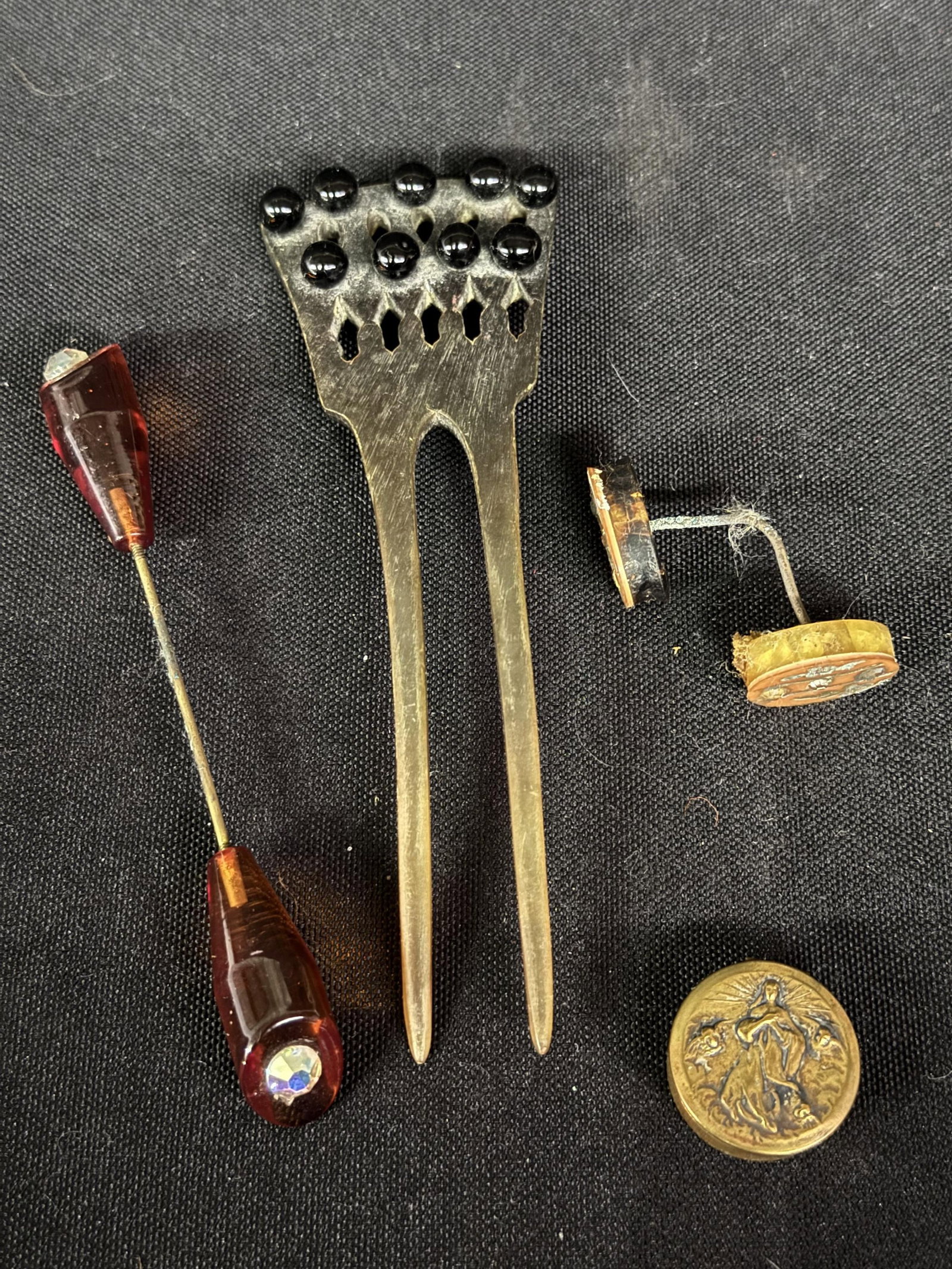 Misc. Items: Late Victorian Steerhorn Two Pronged Hair Pin, Lapel Pin, Gold Button: Misc. Items: Late Victorian Steerhorn Two Pronged Hair Pin, Lapel Pin, Gold Button