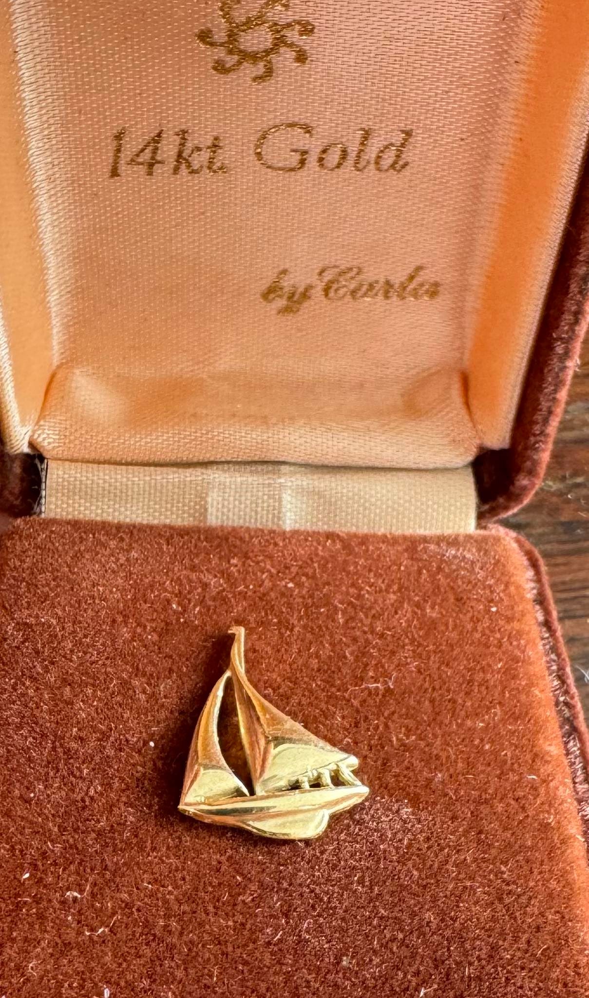 Vintage 14k Gold Sailboat Lapel Pin Sailing Boat Solid Yellow Gold Tie Tack Sailing Nautical (1 of 1)