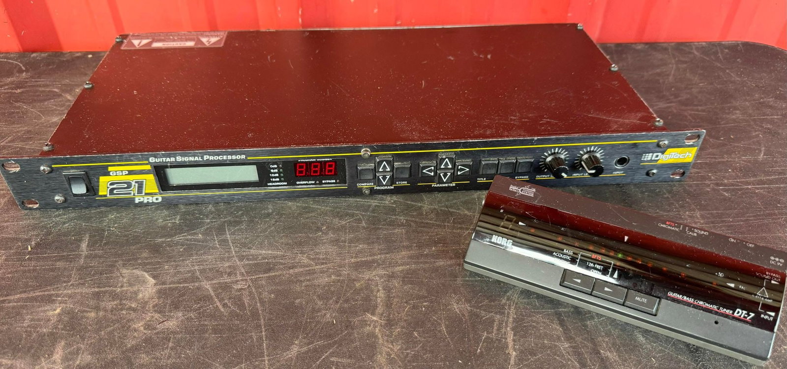 Digitech GSP 21 Pro Guitar Signal Processor, KORG DT-7 Chromatic Tuner for Guitar: Digitech GSP 21 Pro Guitar Signal Processor, KORG DT-7 Chromatic Tuner for Guitar