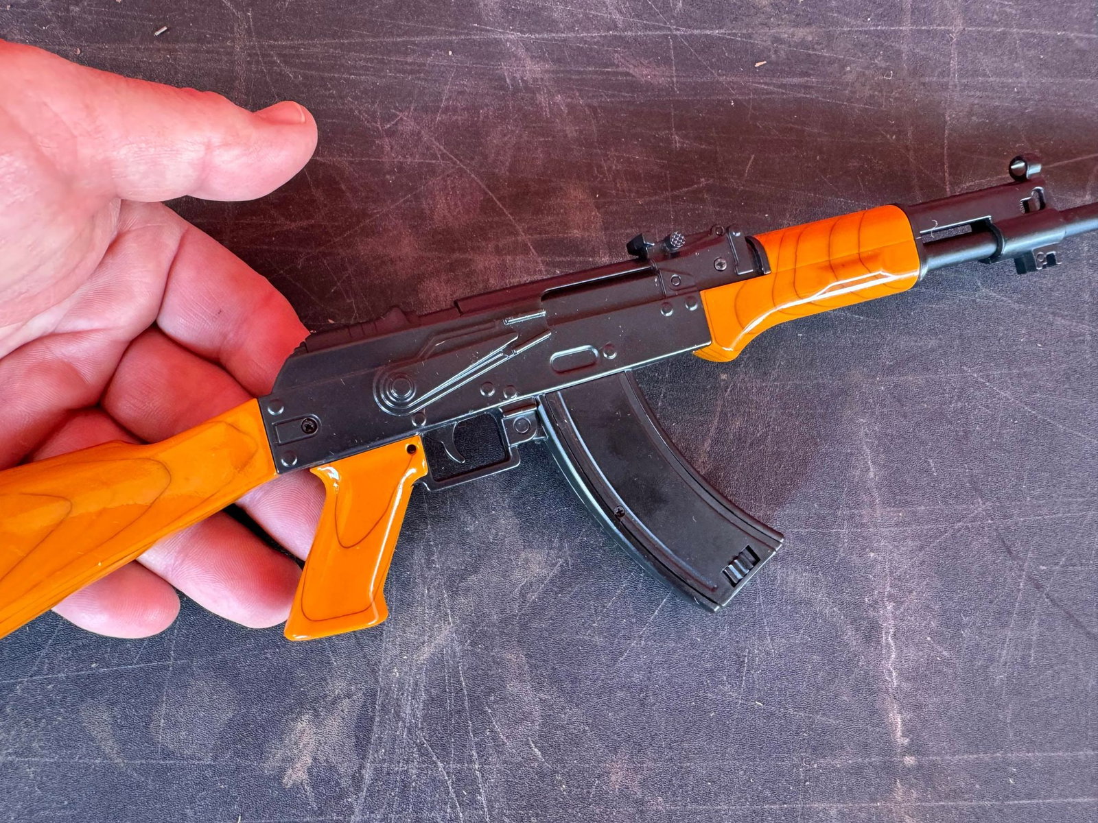 AK-47 Style Mini Toy Gun: AK-47 Style Mini Toy Gun