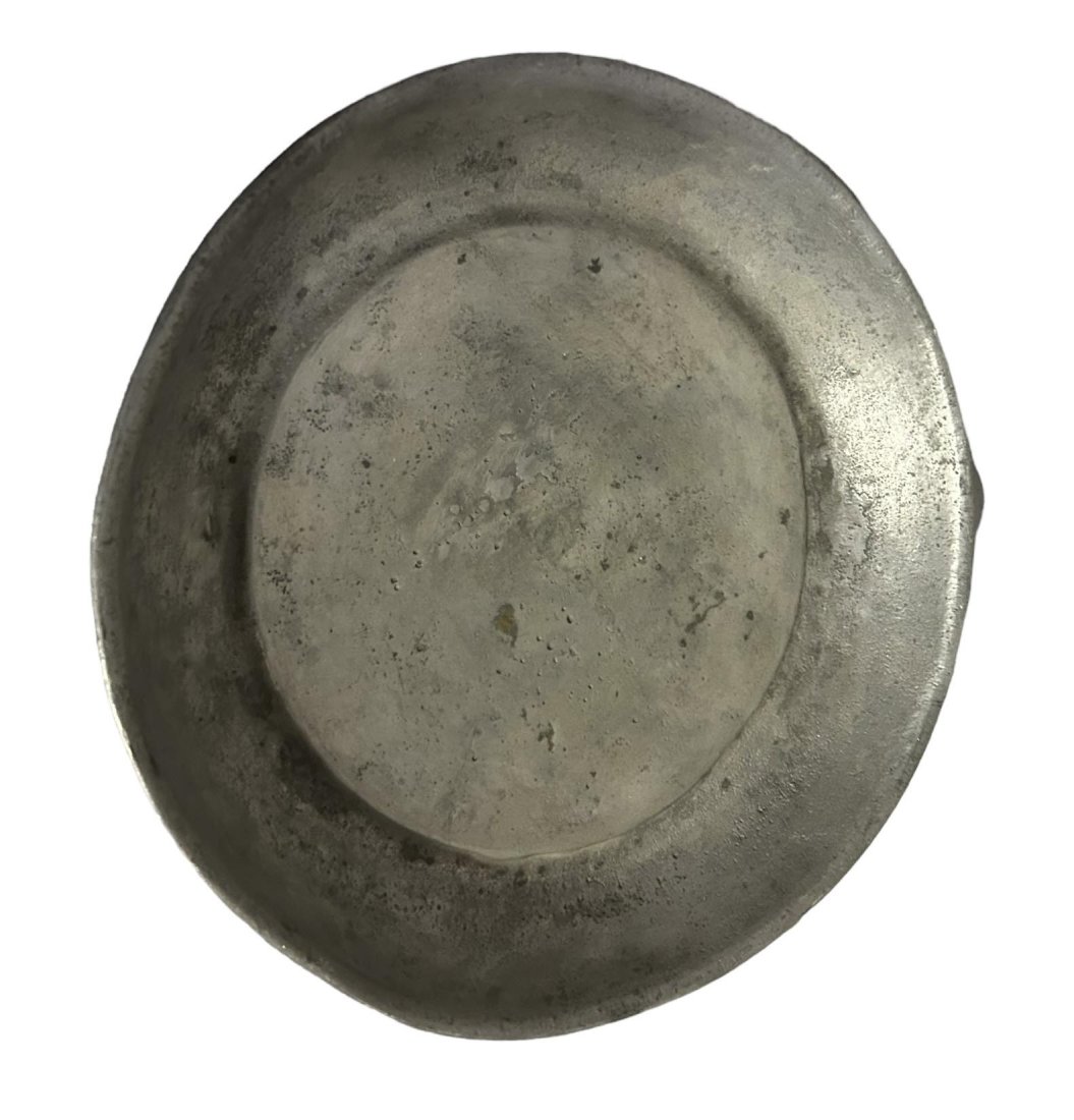 7 7/8" Pewter Bowl - 1" Deep: 7 7/8" Pewter Bowl - 1" Deep