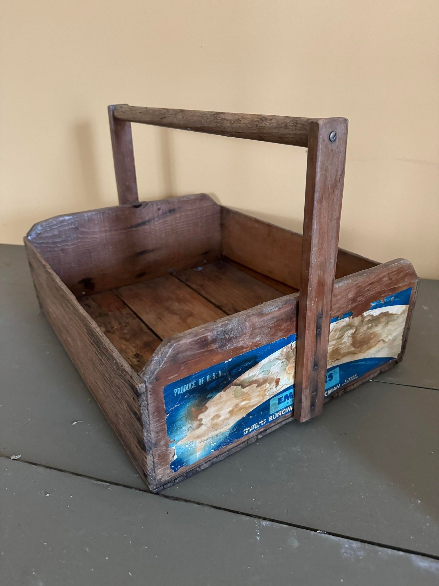 Caddy Box w/ Handle in Primitive Style: Caddy Box w/ Handle in Primitive Style