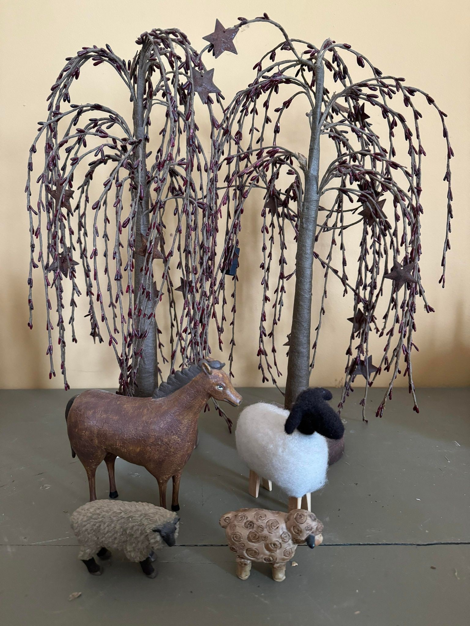 Americana Style Trees and Barnyard Animals (1 of 2)