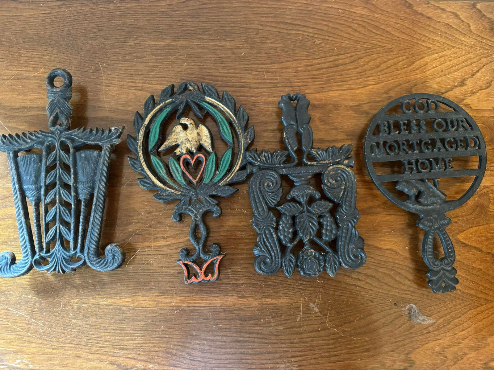 Cast Iron Trivets: Cast Iron Trivets