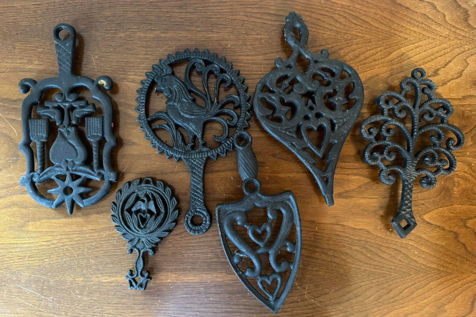 Cast Iron Trivets: Cast Iron Trivets