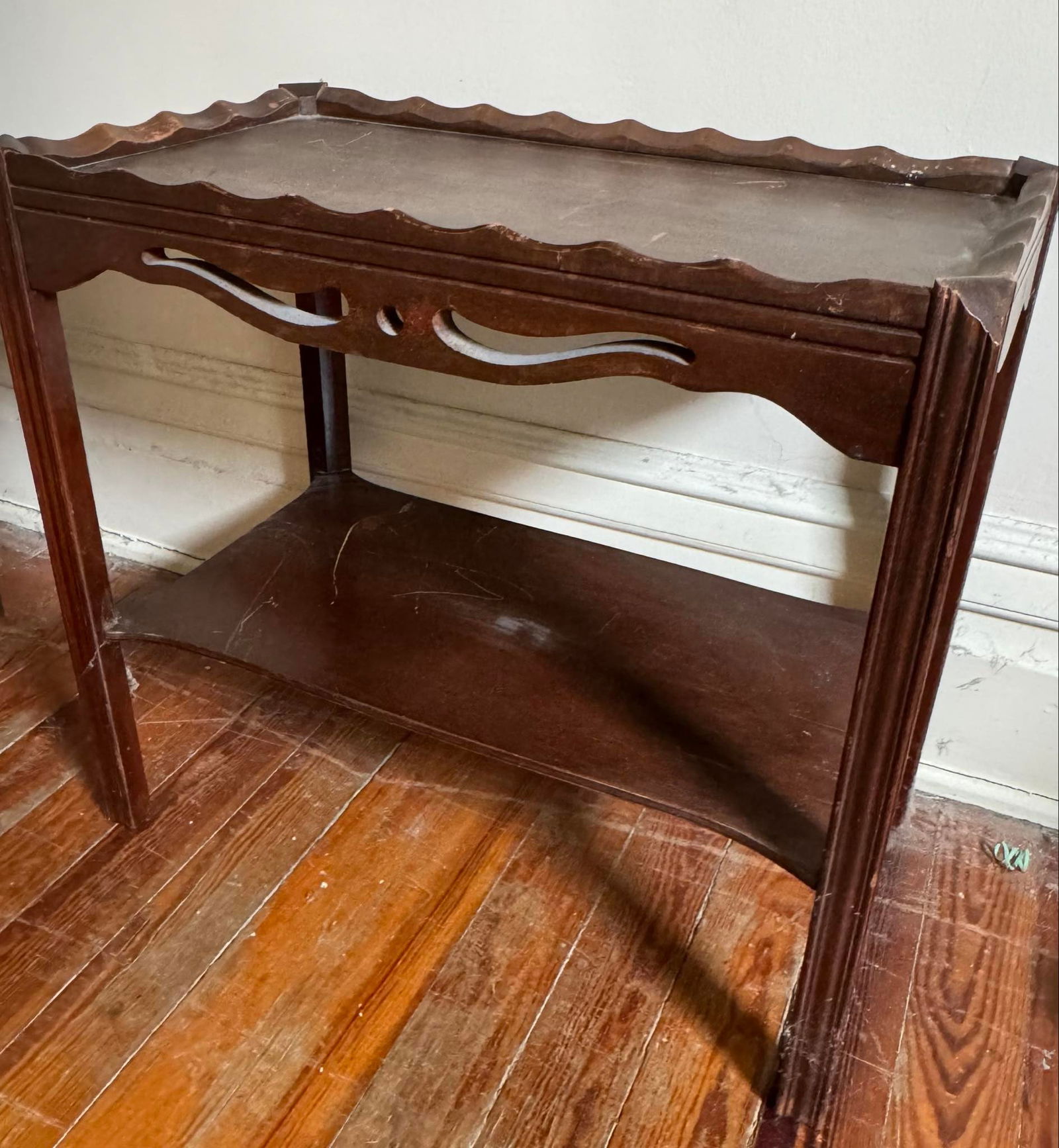 Edwardian Mahogany Style Side Table (1 of 2)