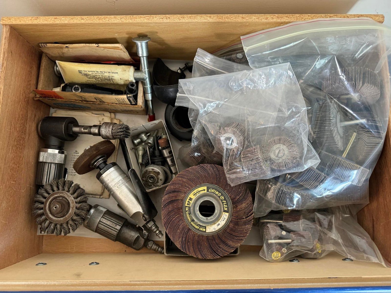 Collection of Wire Wheels and other items (1 of 3)