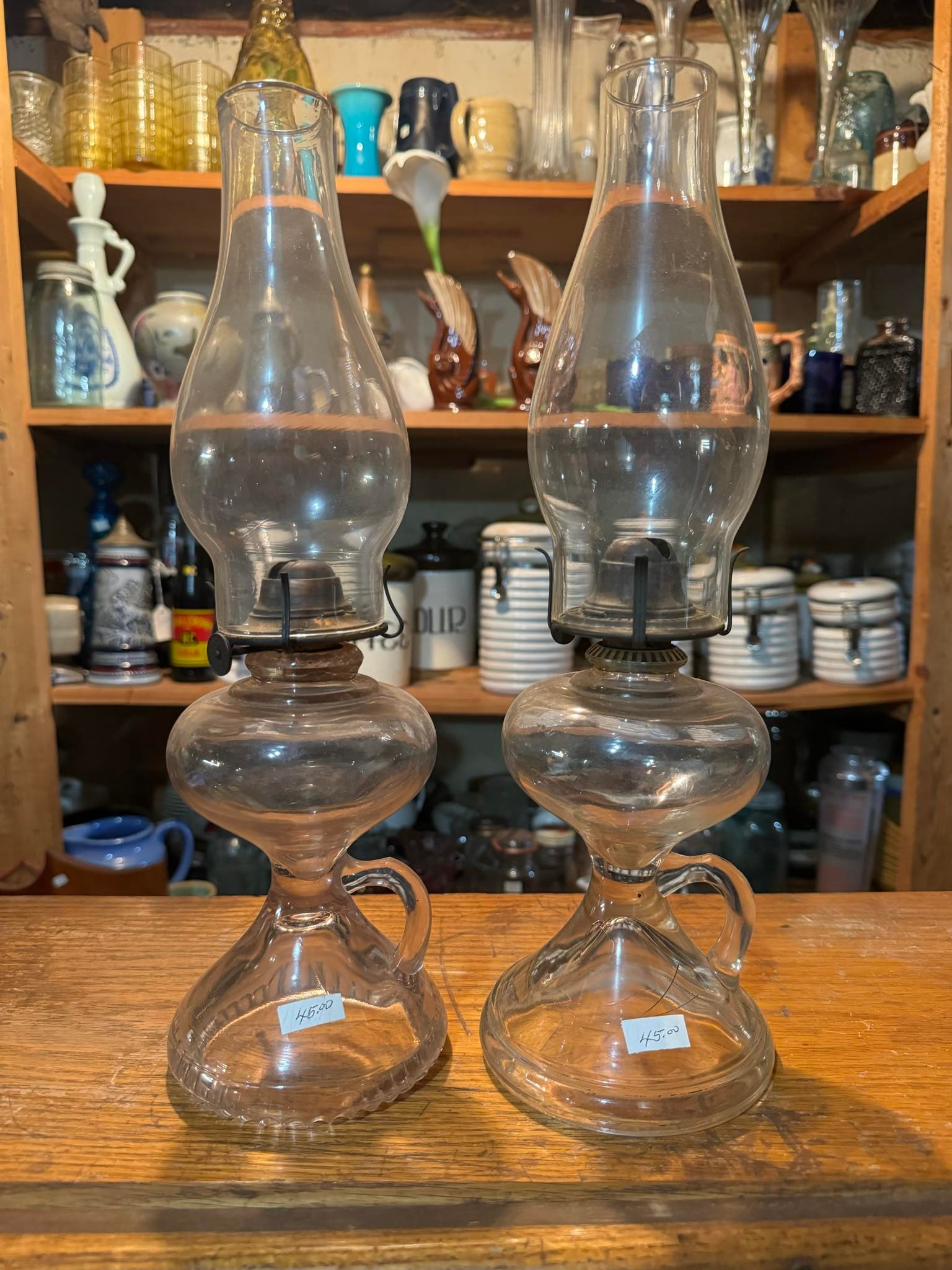 Pair of Vintage Oil Lamps w/ Handles: Pair of Vintage Oil Lamps w/ Handles