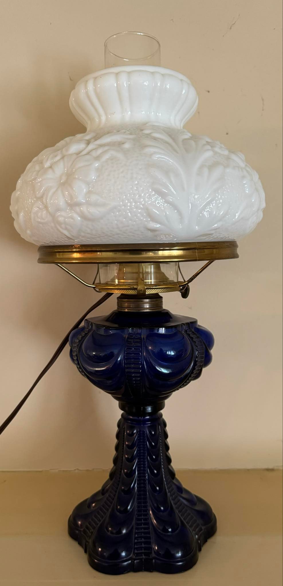 Vintage Aladdin Cobalt Blue Hurricane Lamp: Vintage Aladdin Cobalt Blue Hurricane Lamp