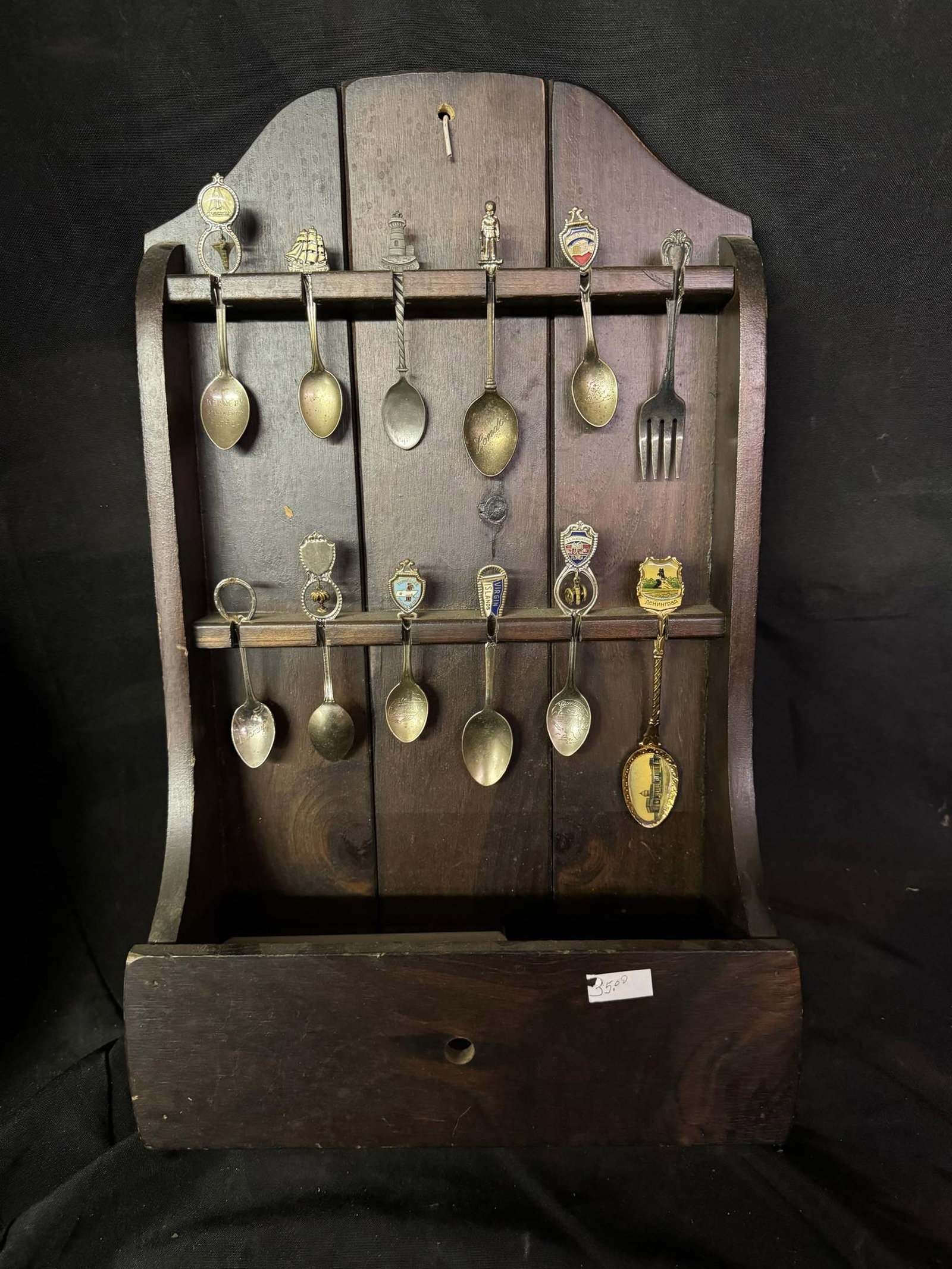 Vintage Wooden Spoon Rack w/ Commemorative Spoons: Vintage Wooden Spoon Rack w/ Commemorative Spoons