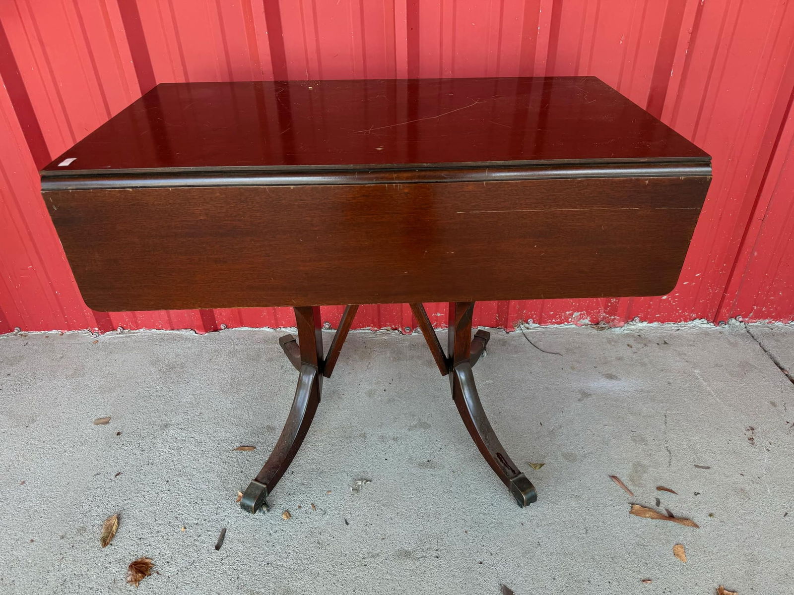 Drop Leaf Table: Drop Leaf Table