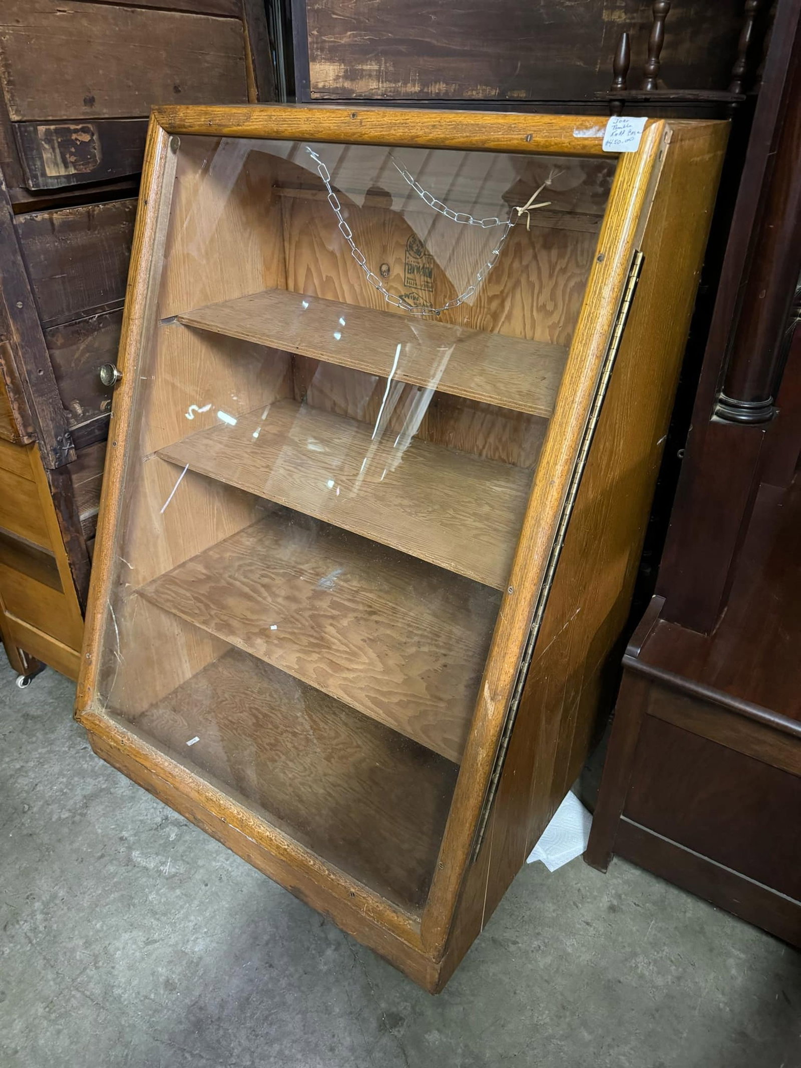 Antique Knife Display Case: Antique Knife Display Case
