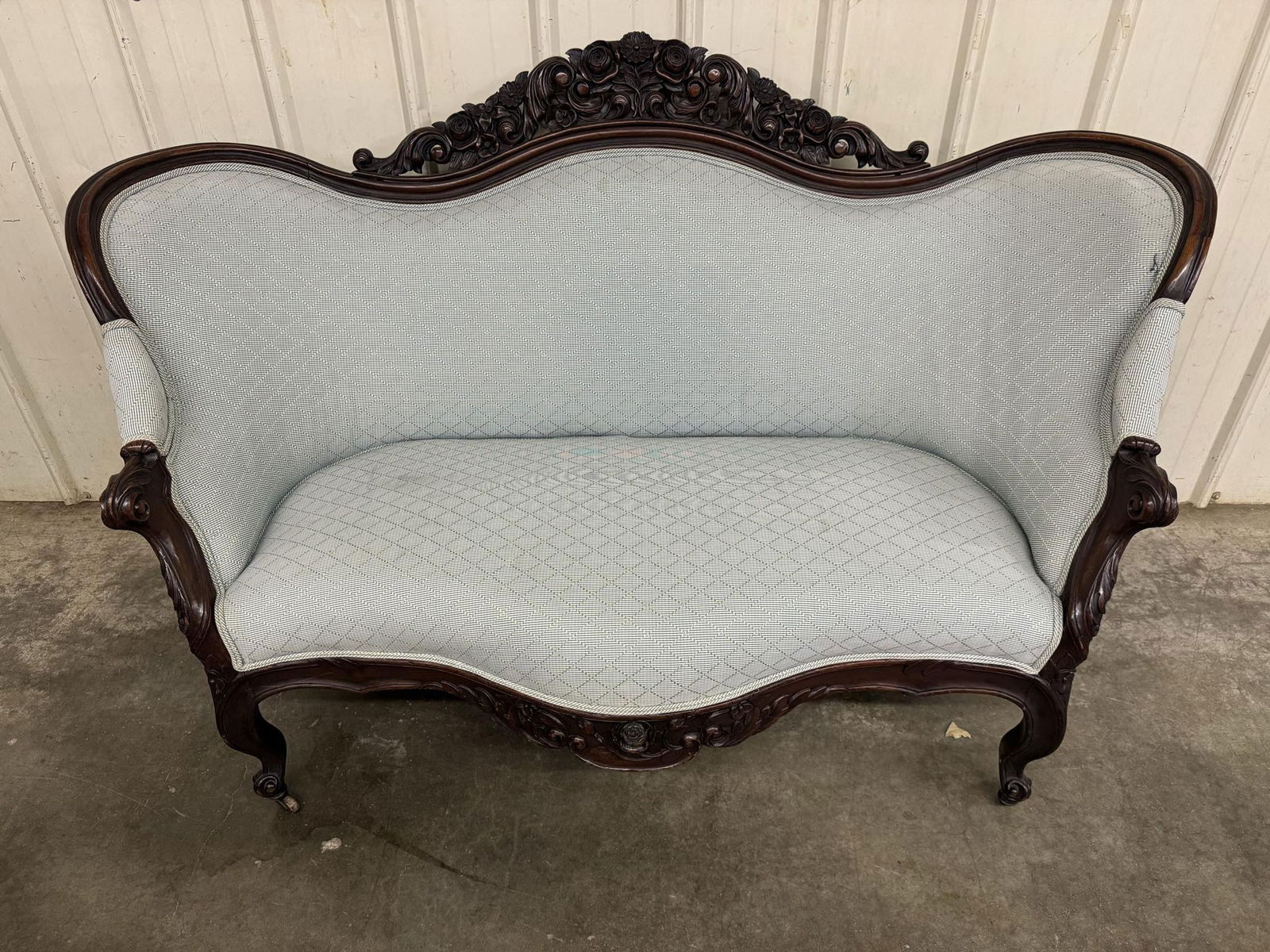 Unusual Philadelphia Rosewood Settee, American Circa 1848. (Complete Ownership Record Available to: Unusual Philadelphia Rosewood Settee, American Circa 1848. (Complete Ownership Record Available to Original Purchase. From the Historic Rodes House, Danville KY