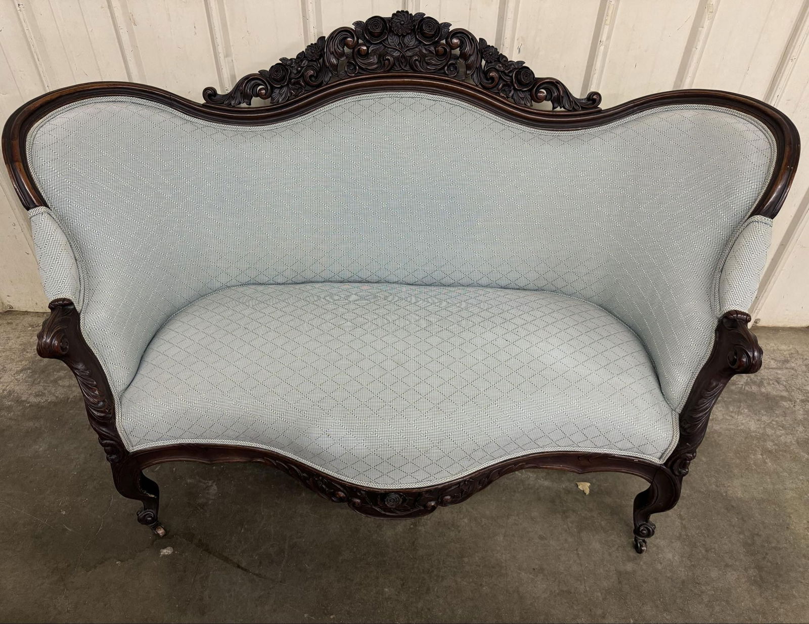 Fine Rosewood Philadelphia Victorian Settee. American, Circa 1848 (Complete Ownership Record: Fine Rosewood Philadelphia Victorian Settee. American, Circa 1848 (Complete Ownership Record Available to Original Purchase. From the Historic Rodes House, Danville KY