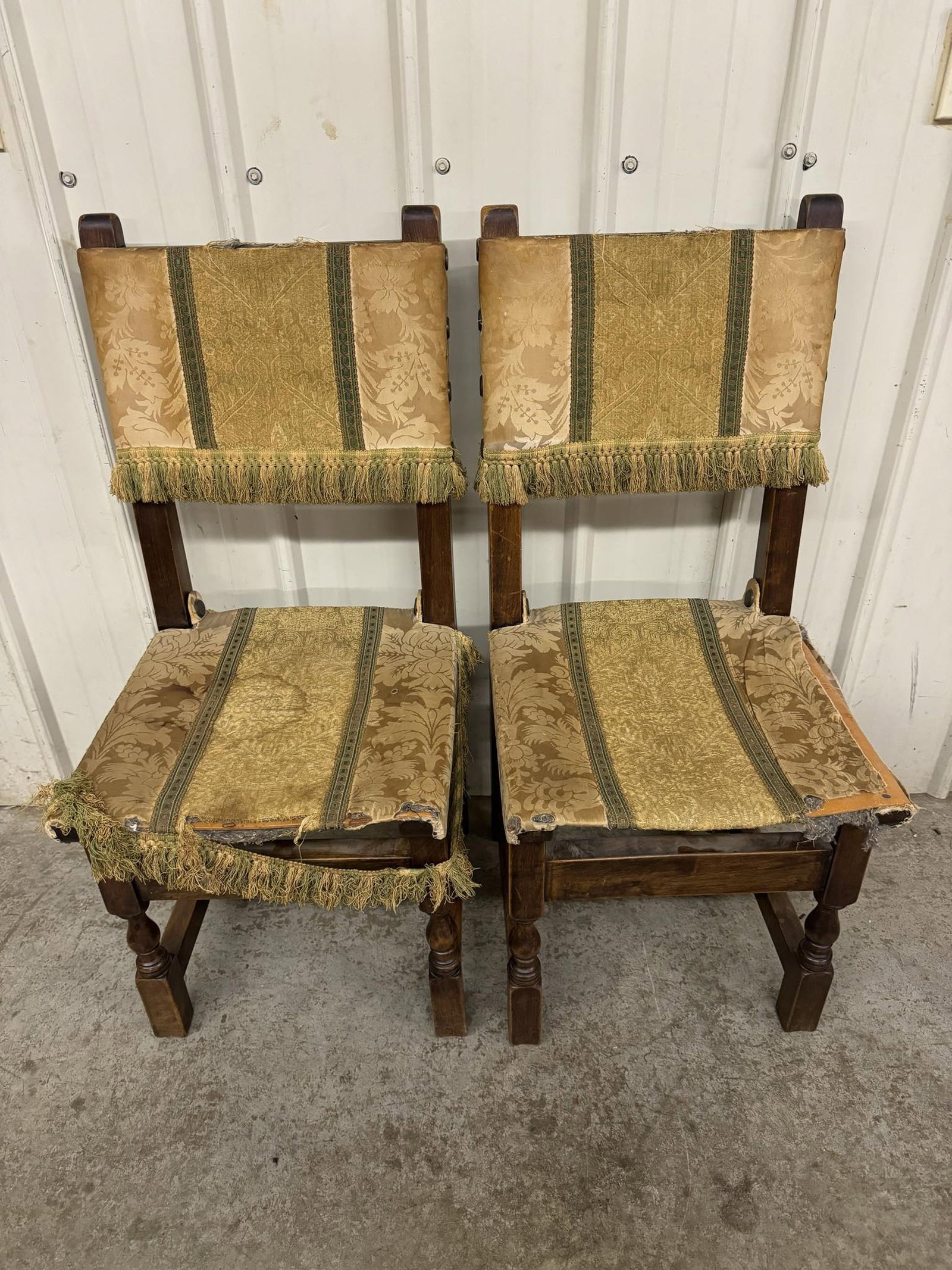 Antique Dining Chairs, Condition as pictured: Antique Dining Chairs, Condition as pictured