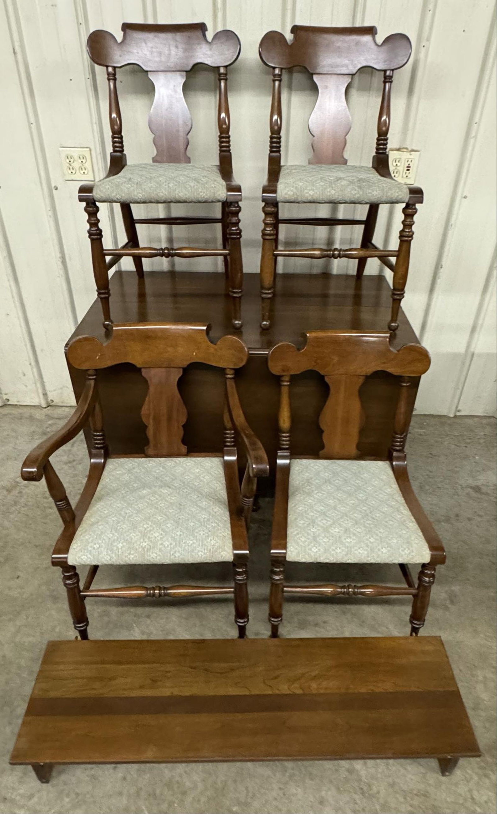 Drop Leaf Dining Table and Chairs: Drop Leaf Dining Table and Chairs