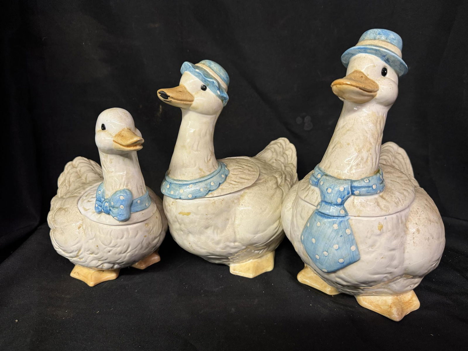 Vintage Ceramic Duck Family Cookie Jar (1 of 2)