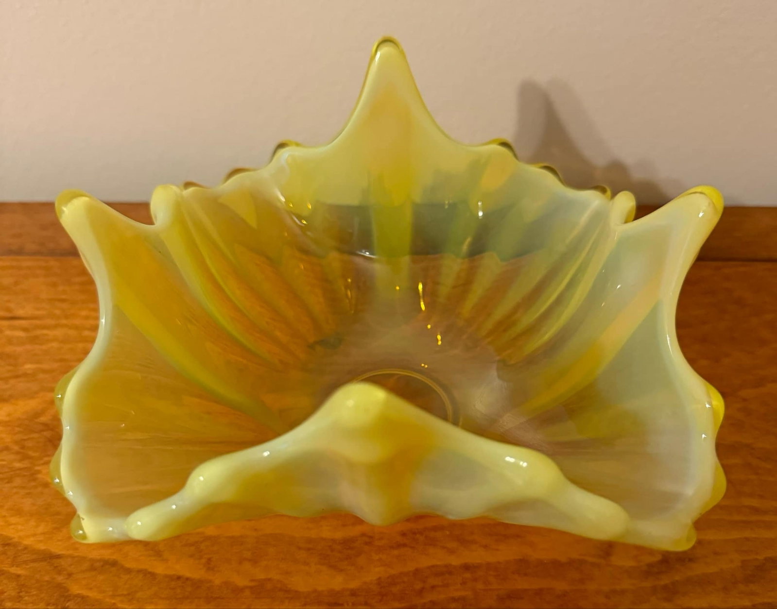 Victorian Fostoria Handkerchief BOWL Art Glass: Victorian Fostoria Handkerchief BOWL Art Glass